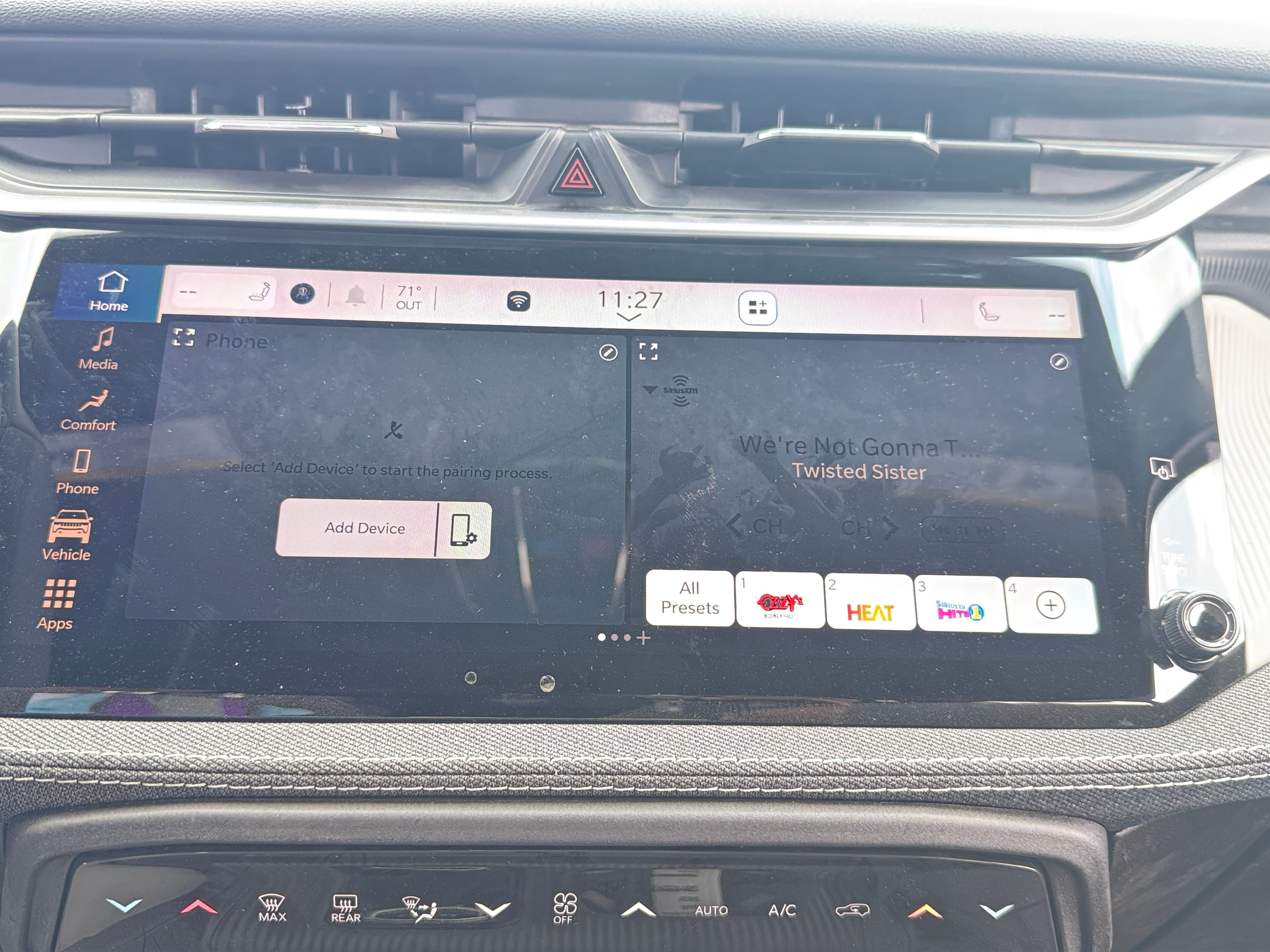 2026 Jeep Cherokee Laredo - Photo 16