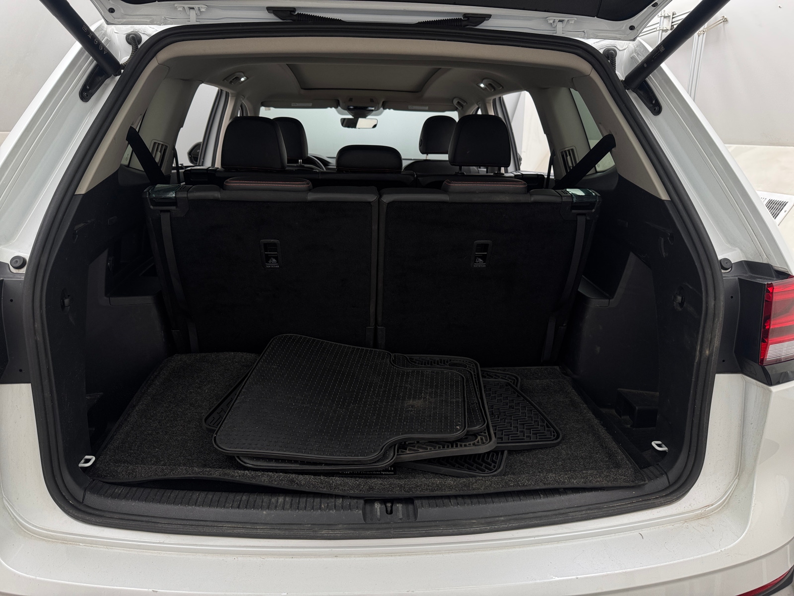 Thumbnail: 2024 Volkswagen Atlas - 6