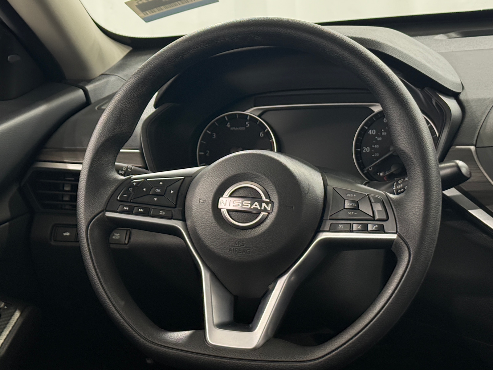 Thumbnail: 2025 Nissan Altima - 5