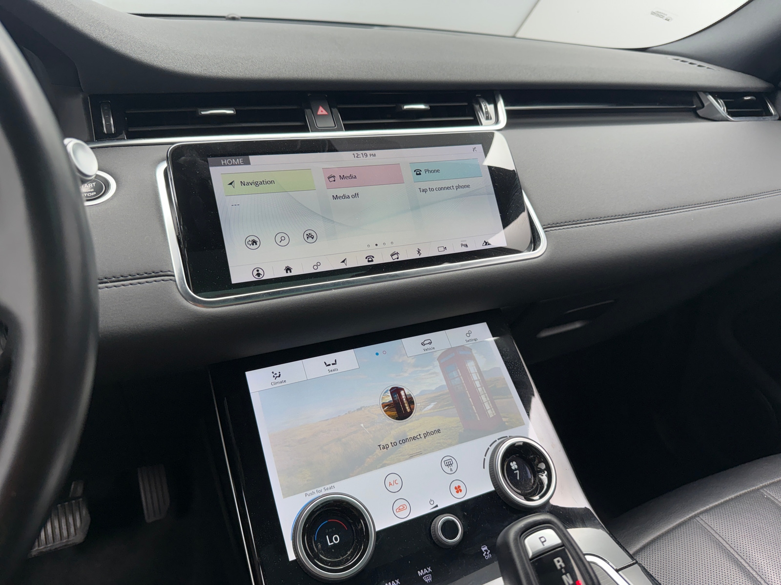 Thumbnail: 2020 Land Rover Range Rover Evoque - 3