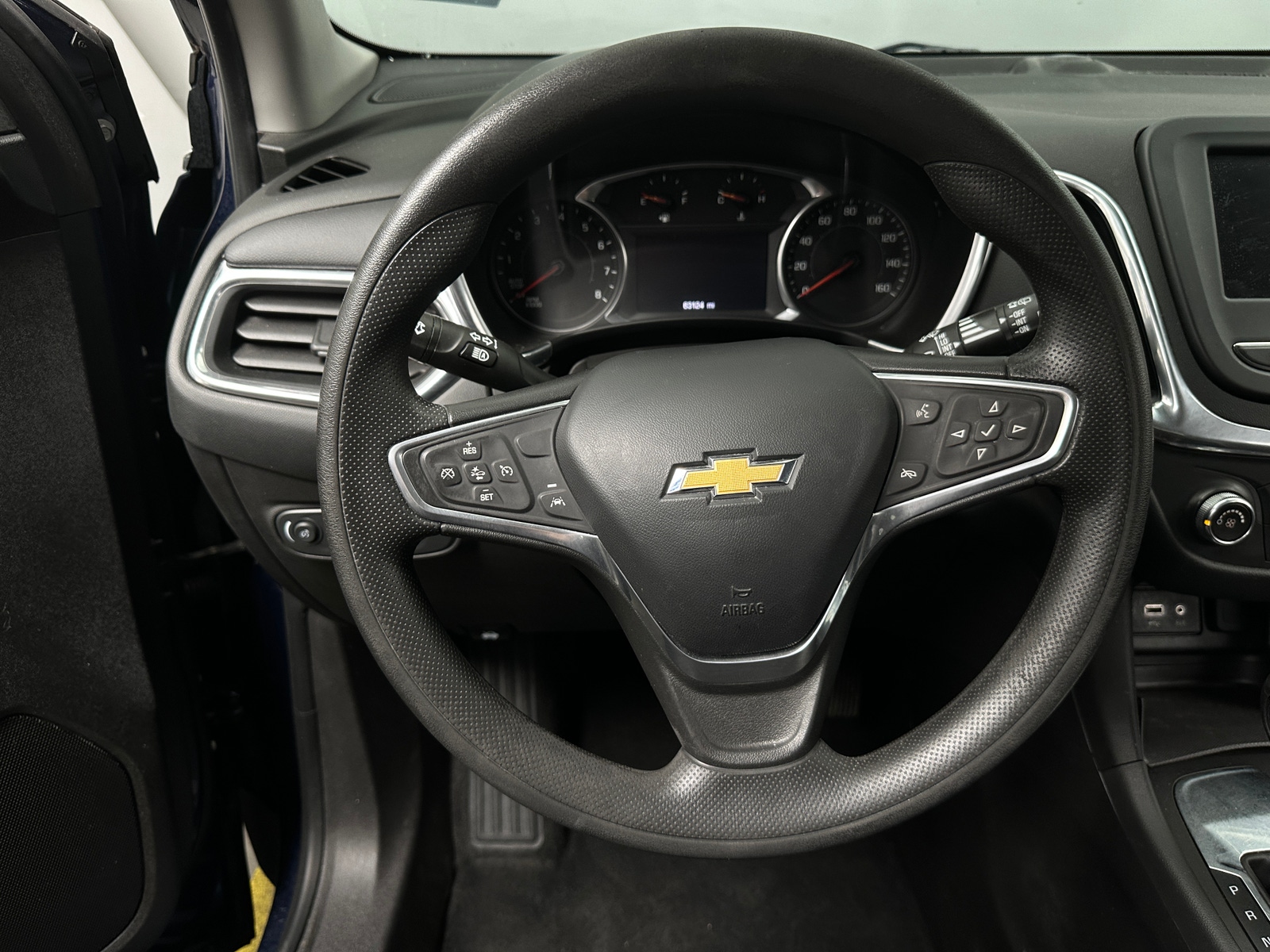 Thumbnail: 2022 Chevrolet Equinox - 5