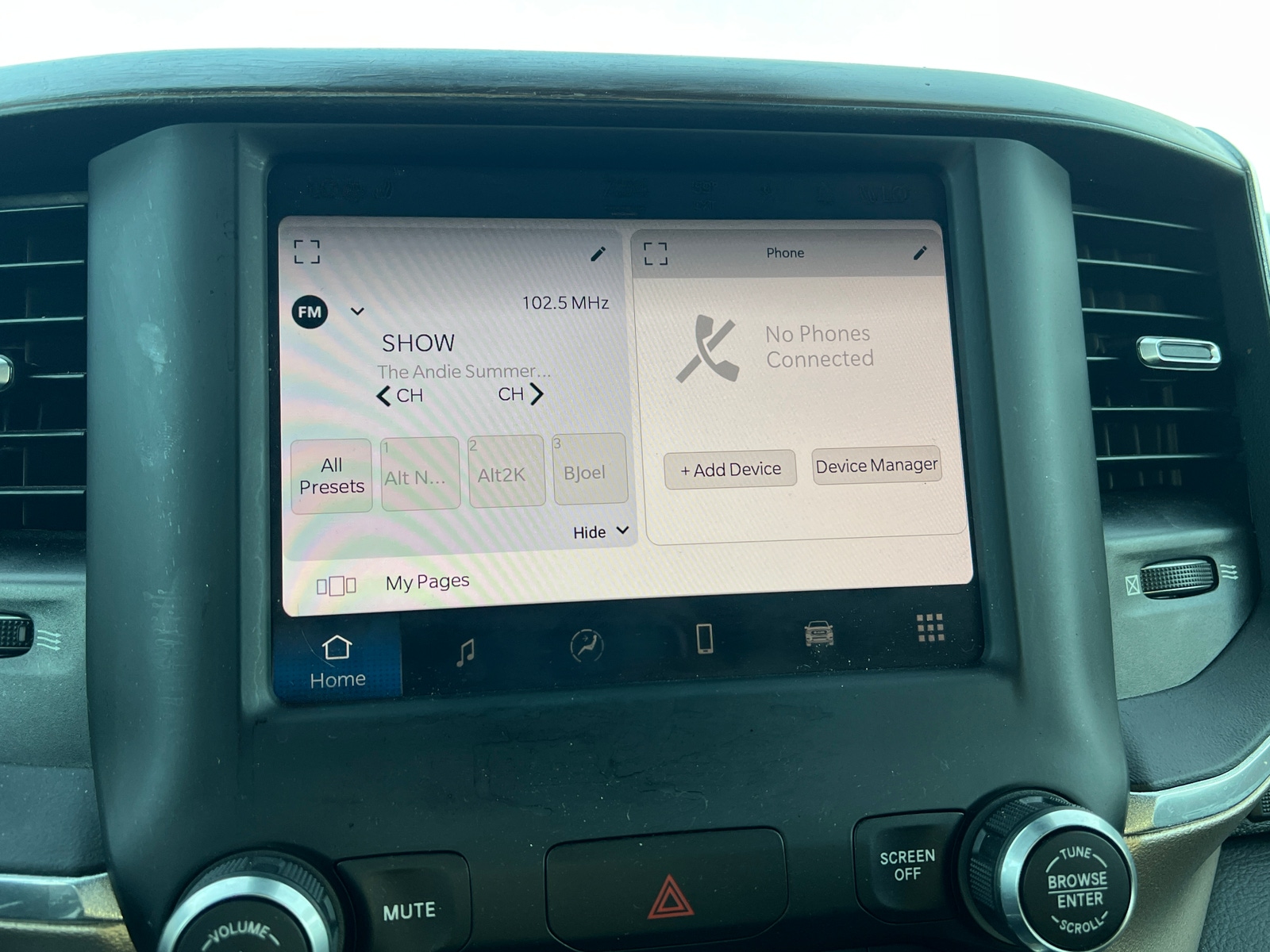 Thumbnail: 2022 RAM 1500 - 3