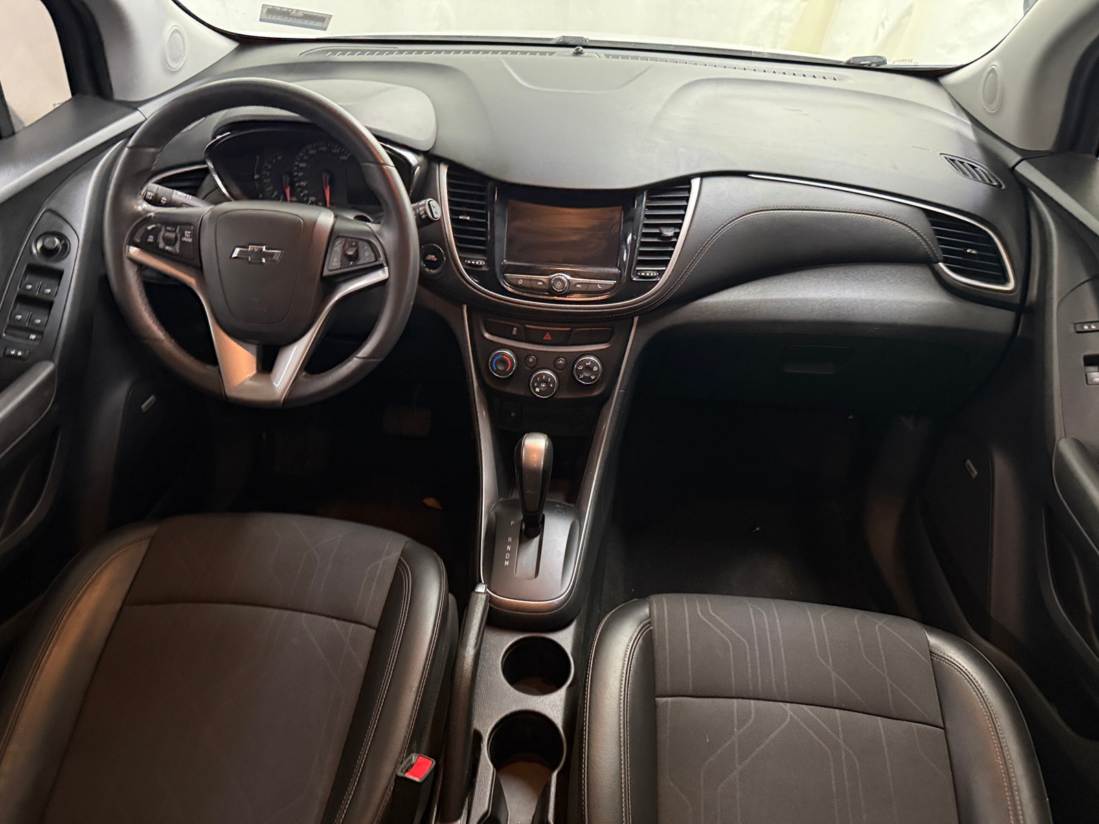 Thumbnail: 2020 Chevrolet Trax - 3