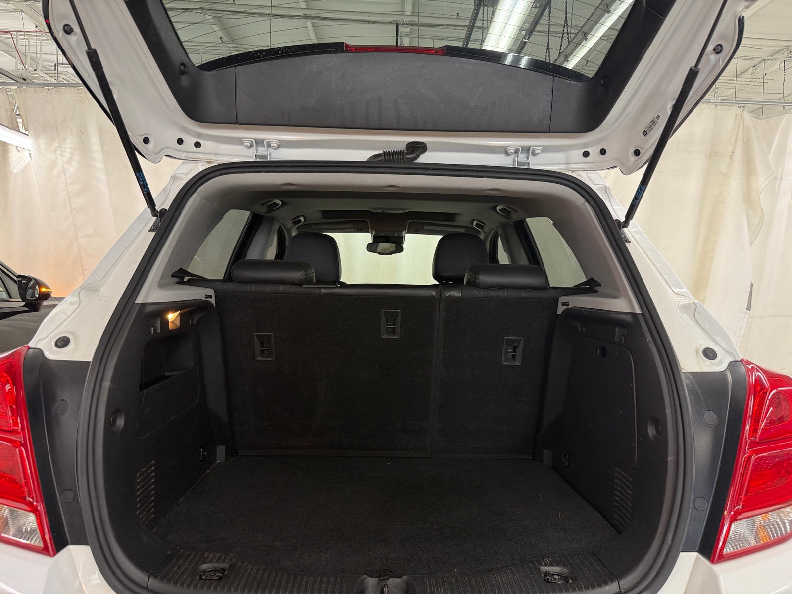 Thumbnail: 2020 Chevrolet Trax - 7