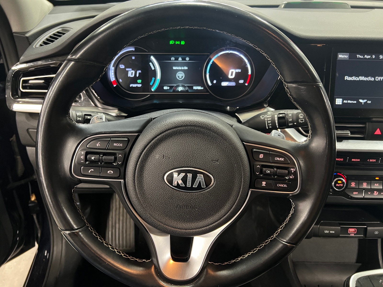 Thumbnail: 2020 Kia Niro - 5