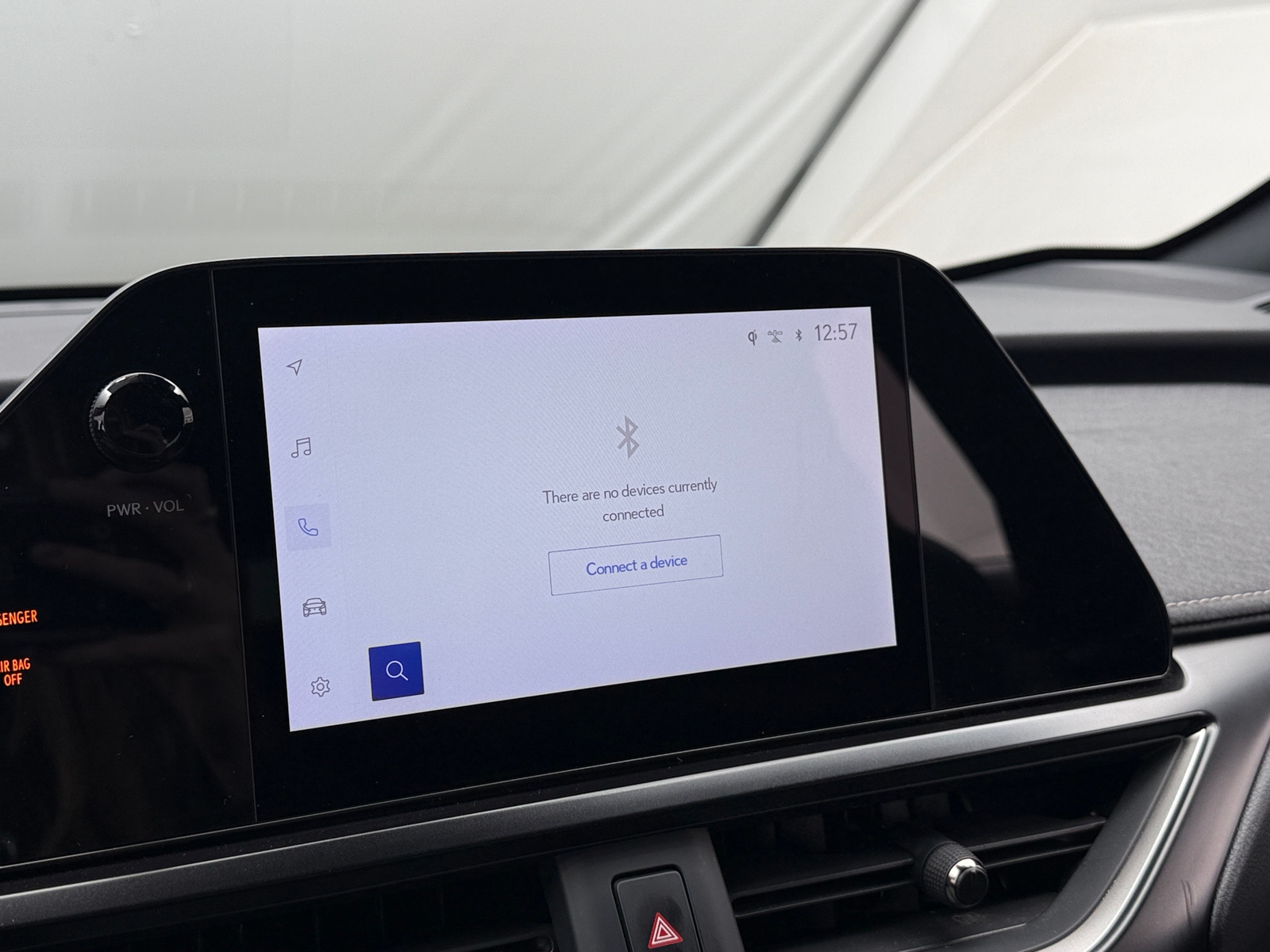 Thumbnail: 2024 Lexus UX - 3