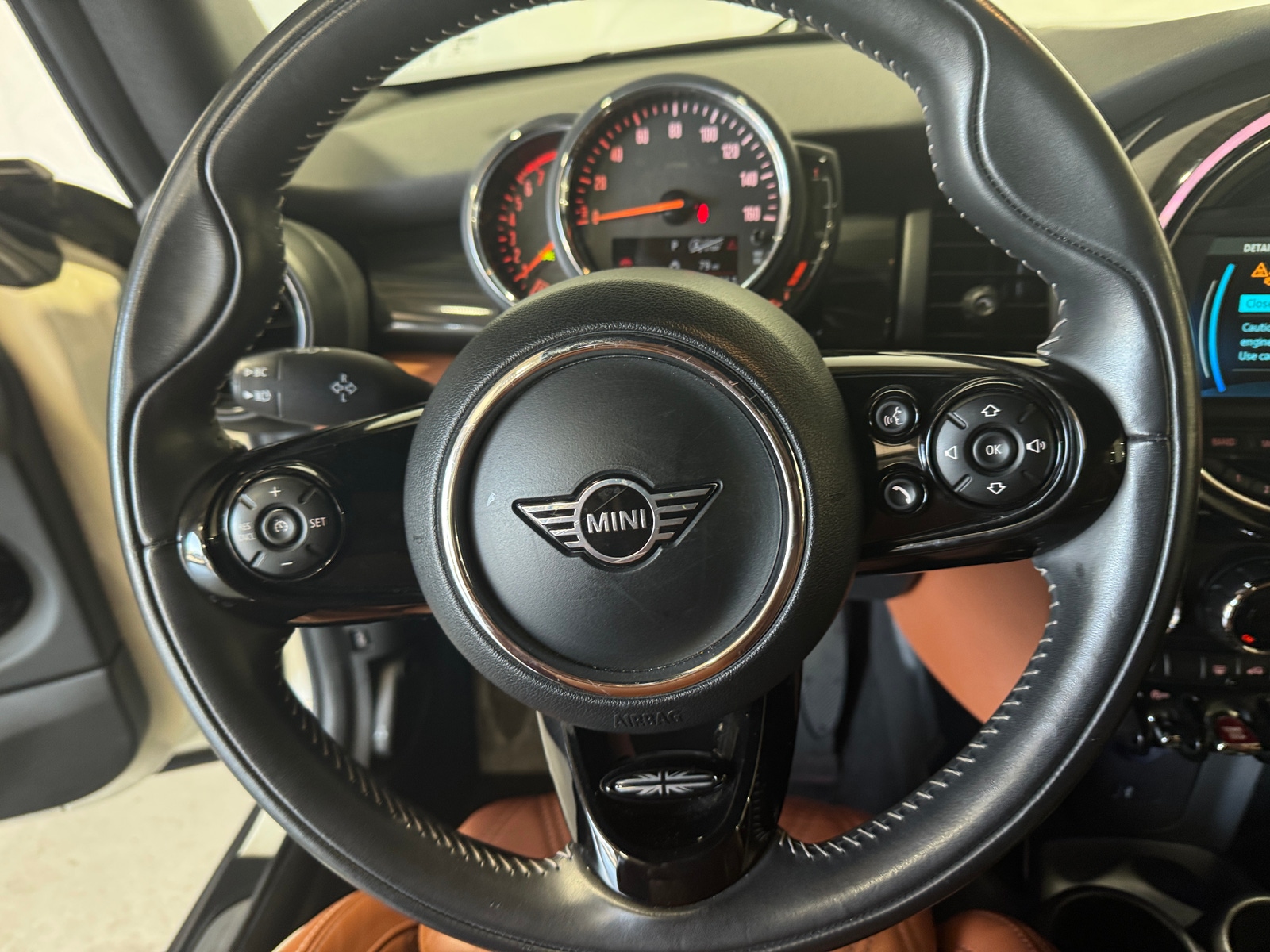 Thumbnail: 2020 MINI Cooper Convertible - 4