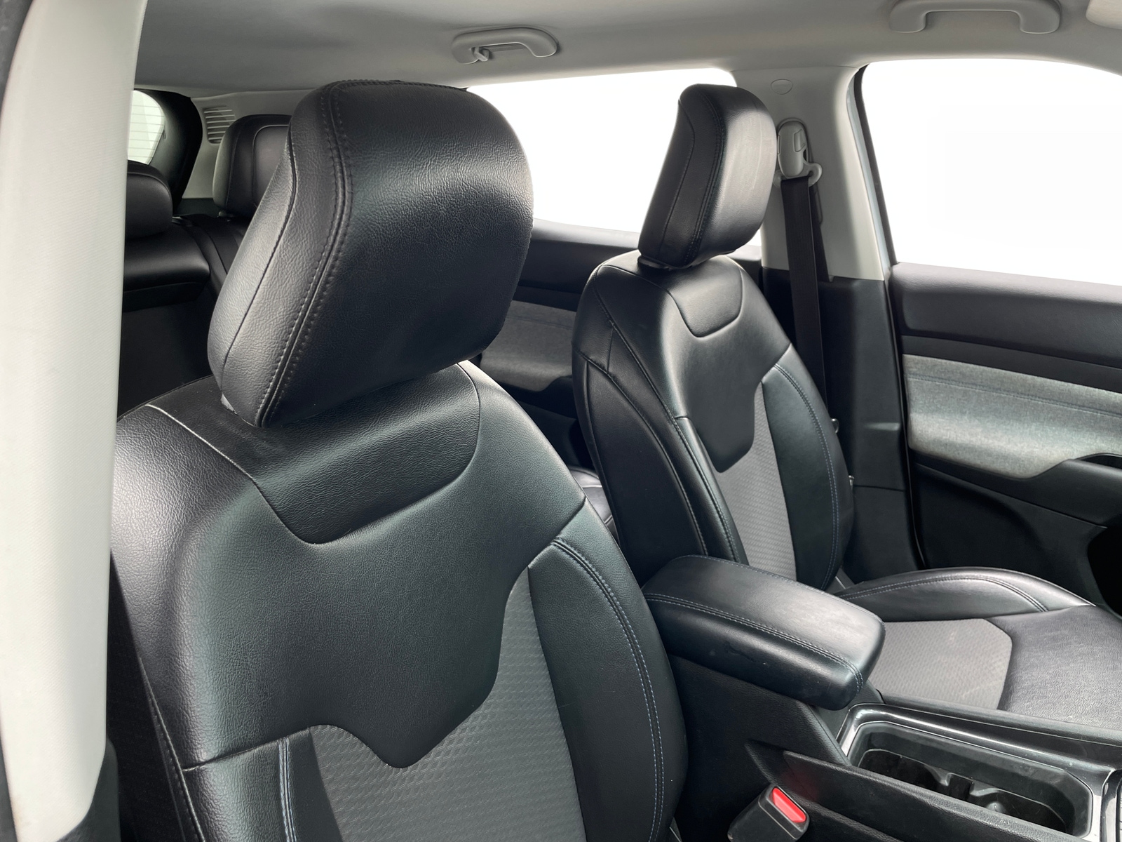 Thumbnail: 2022 Jeep Compass - 2