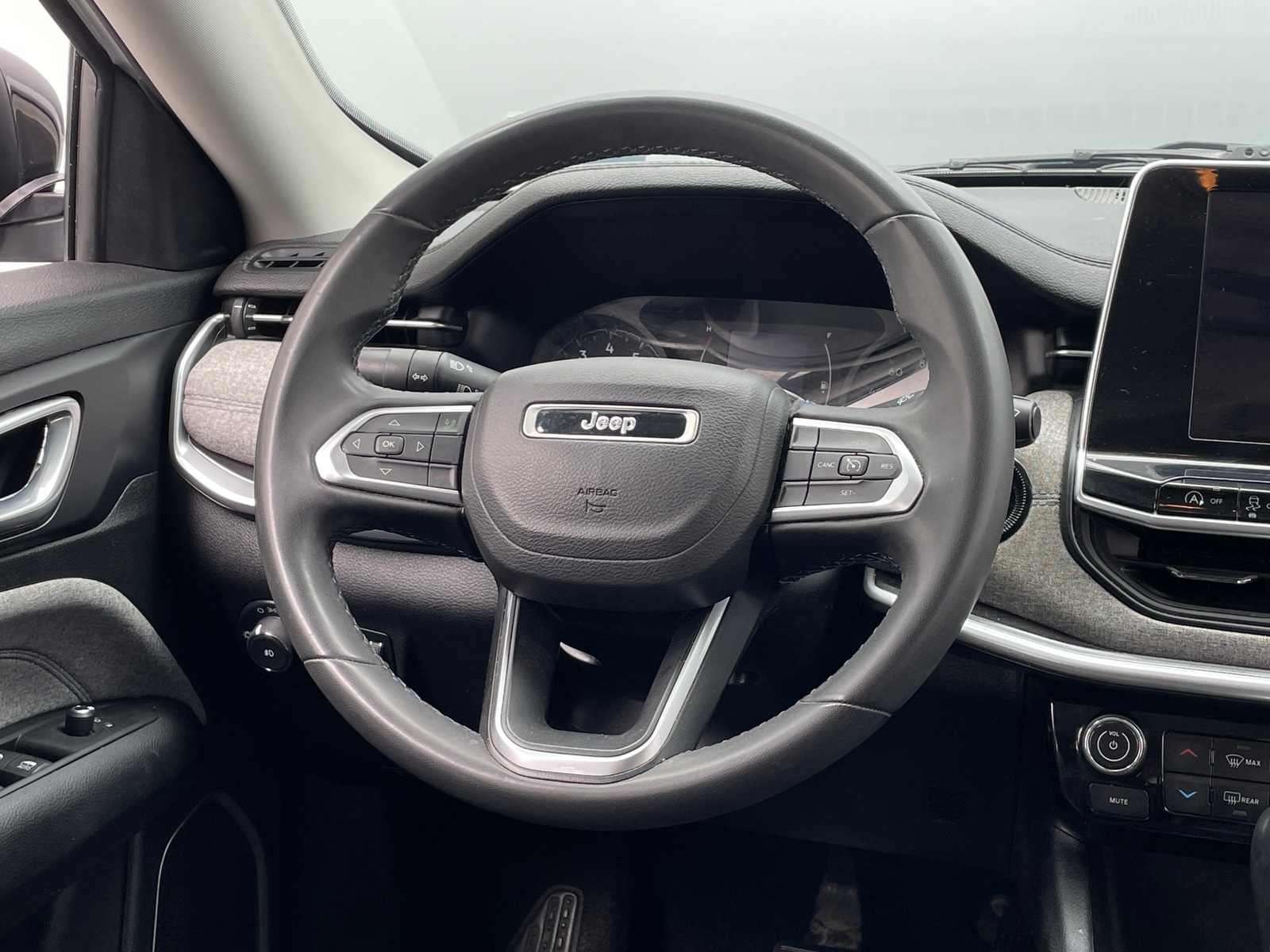 Thumbnail: 2022 Jeep Compass - 5