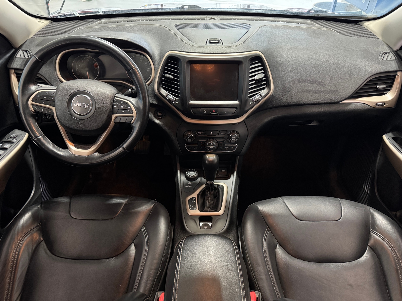 Thumbnail: 2018 Jeep Cherokee - 2