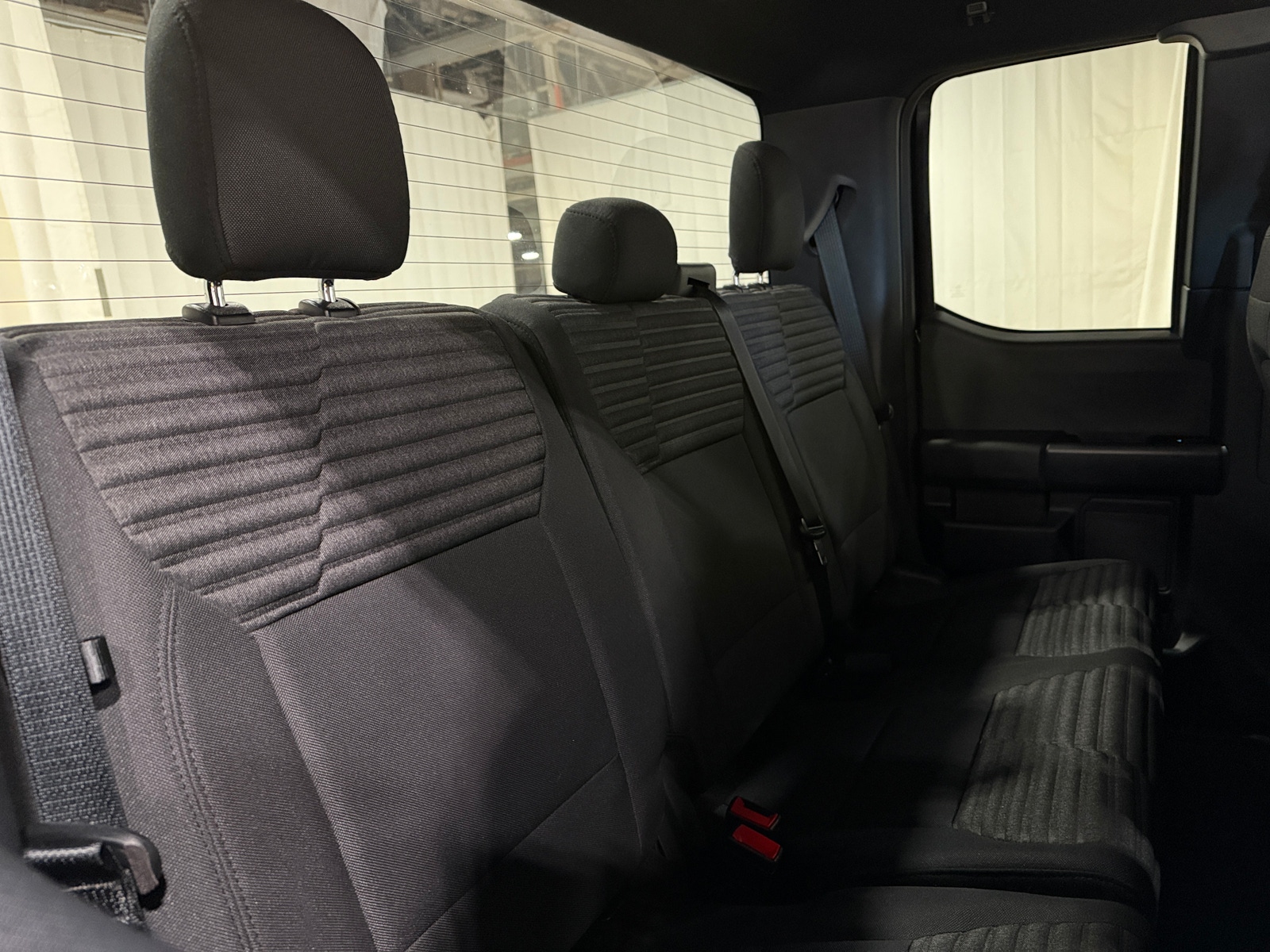 Thumbnail: 2022 Ford Econoline - 6