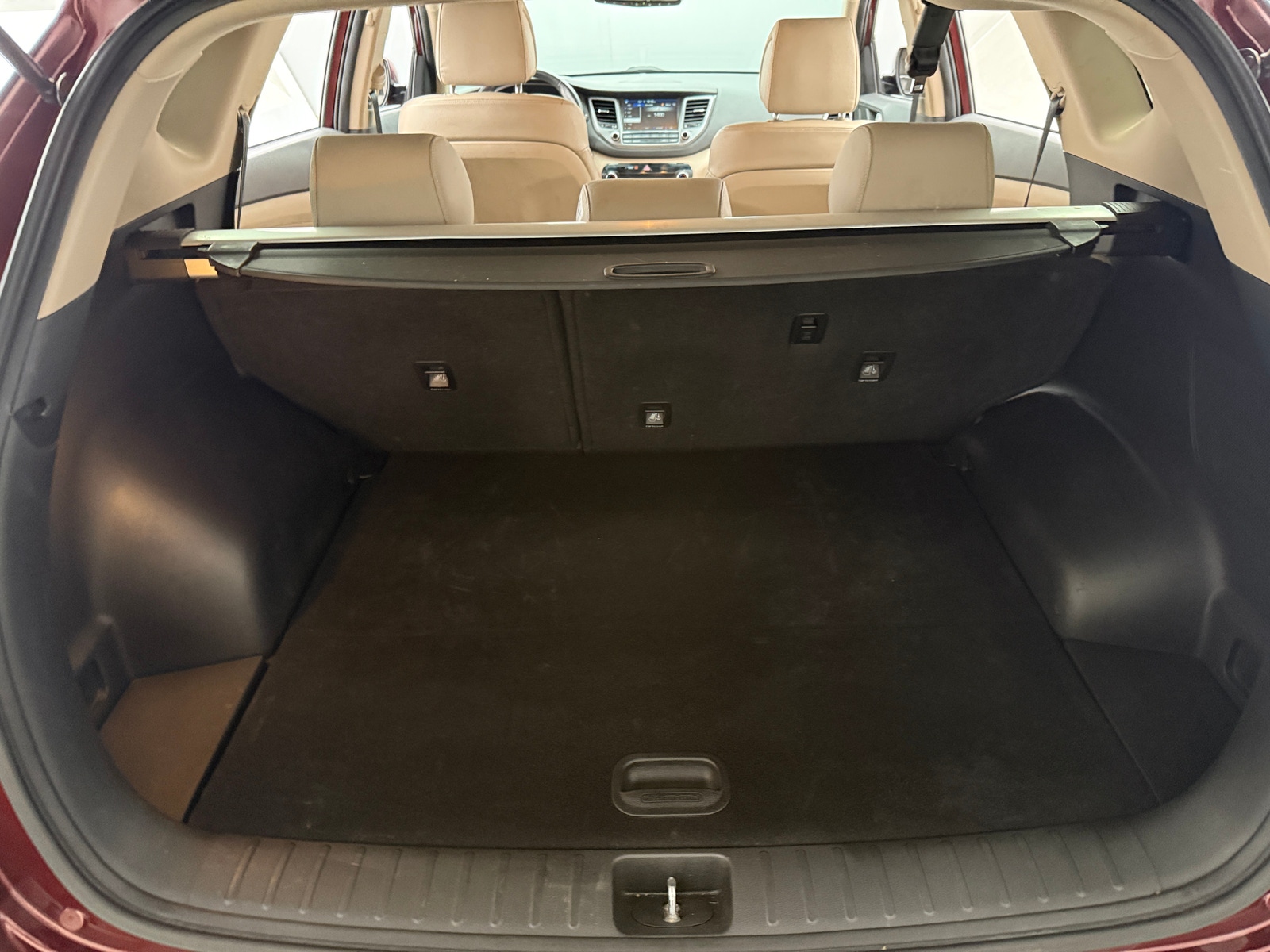 Thumbnail: 2017 Hyundai Tucson - 6