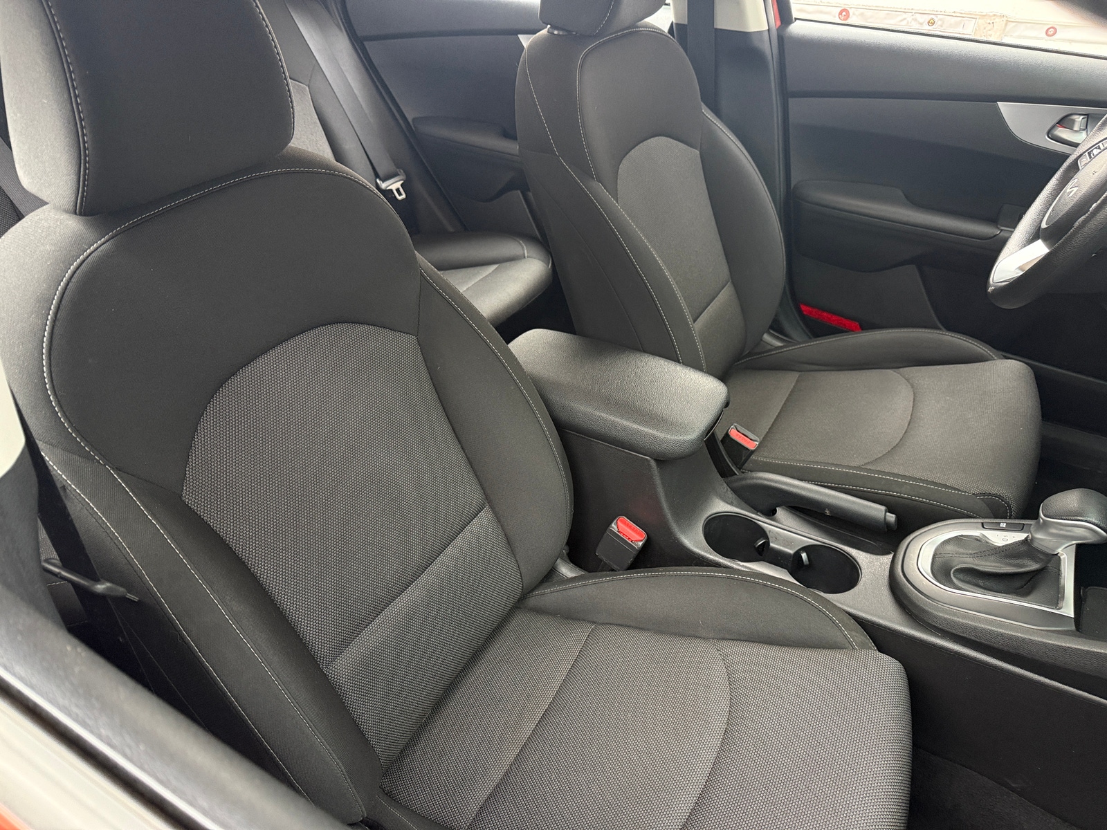 Thumbnail: 2023 Kia Forte - 2