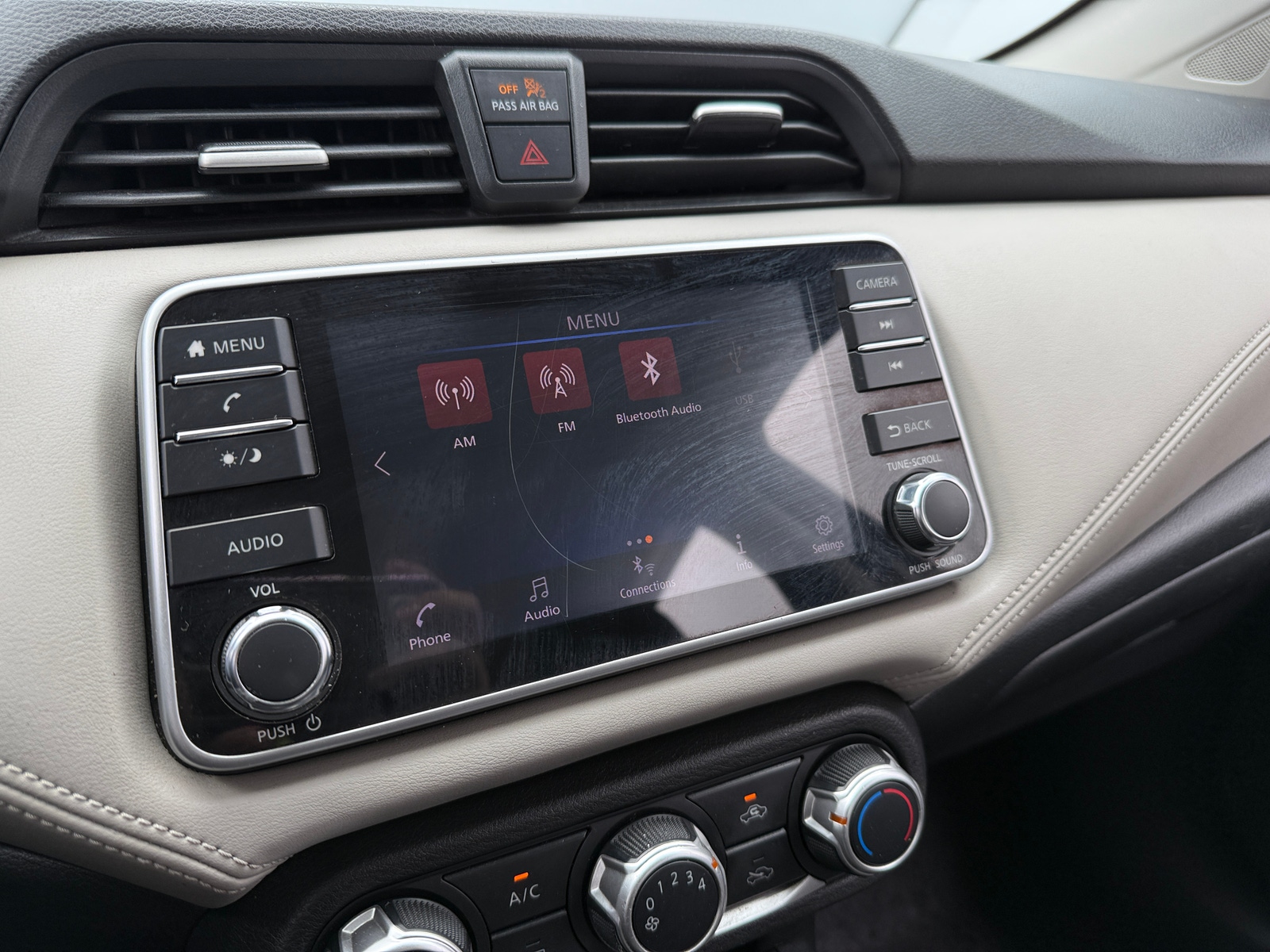 Thumbnail: 2020 Nissan Versa - 4
