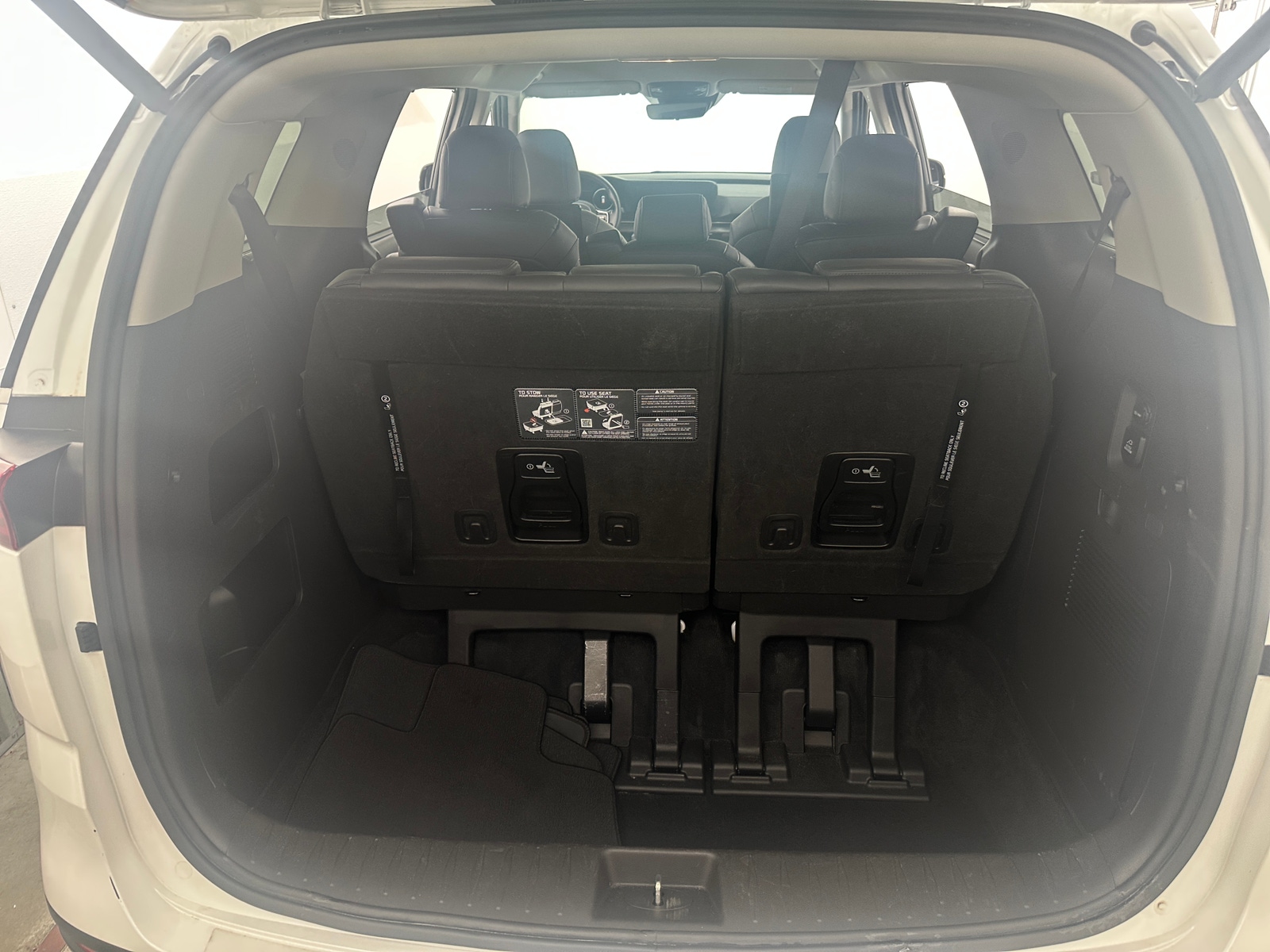 Thumbnail: 2024 Kia Carnival - 7