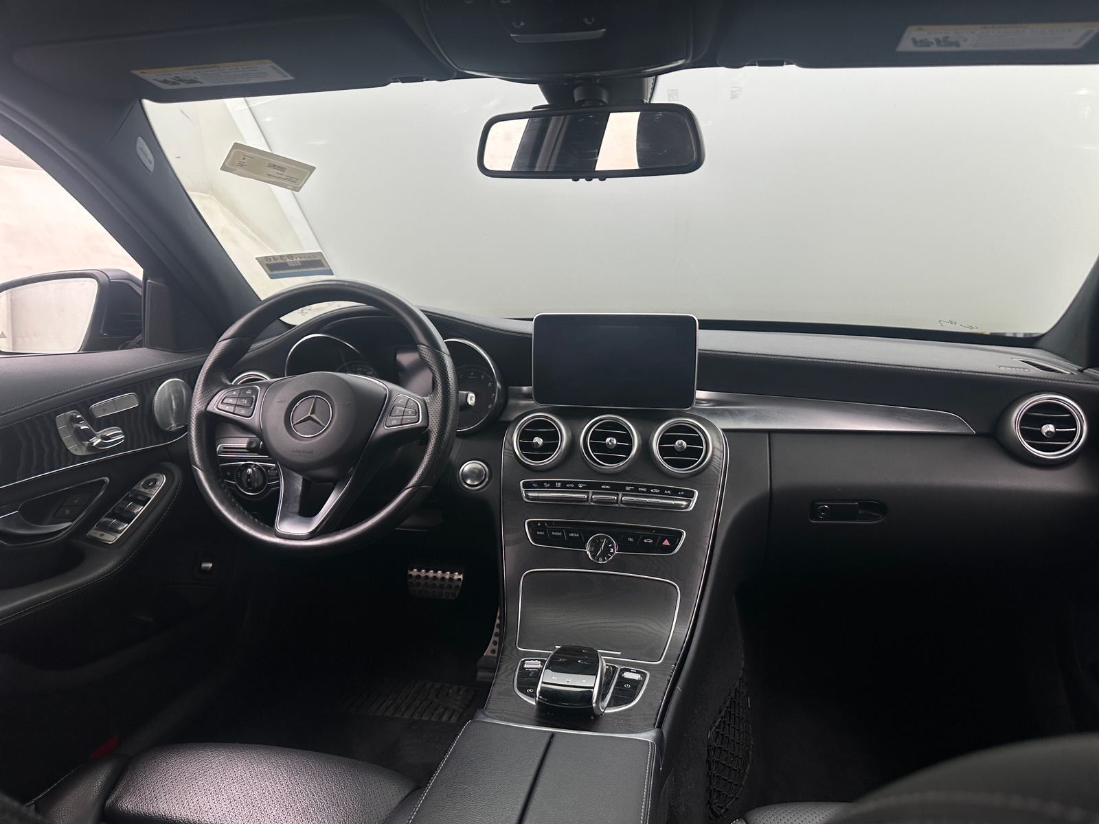 Thumbnail: 2016 Mercedes-Benz C-Class - 2