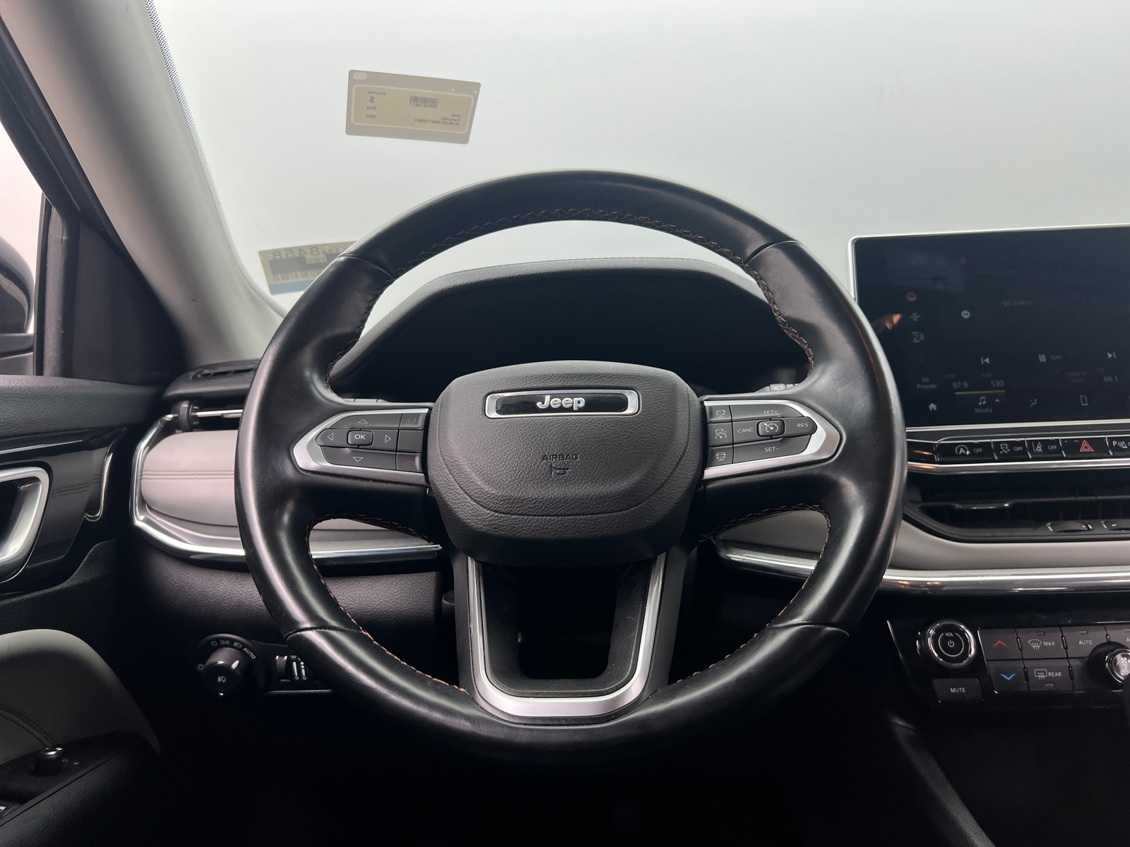 Thumbnail: 2022 Jeep Compass - 4