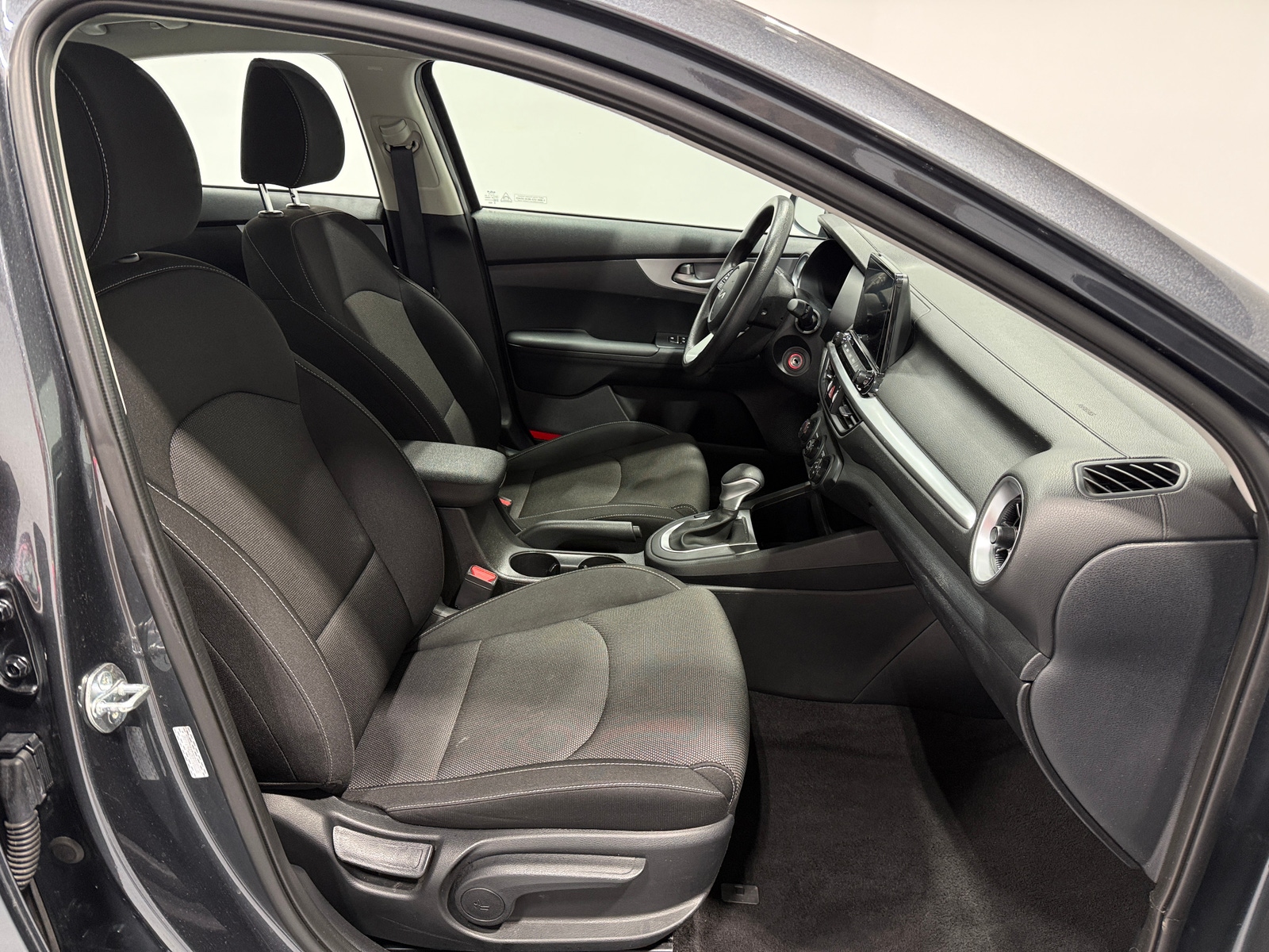 Thumbnail: 2024 Kia Forte - 2