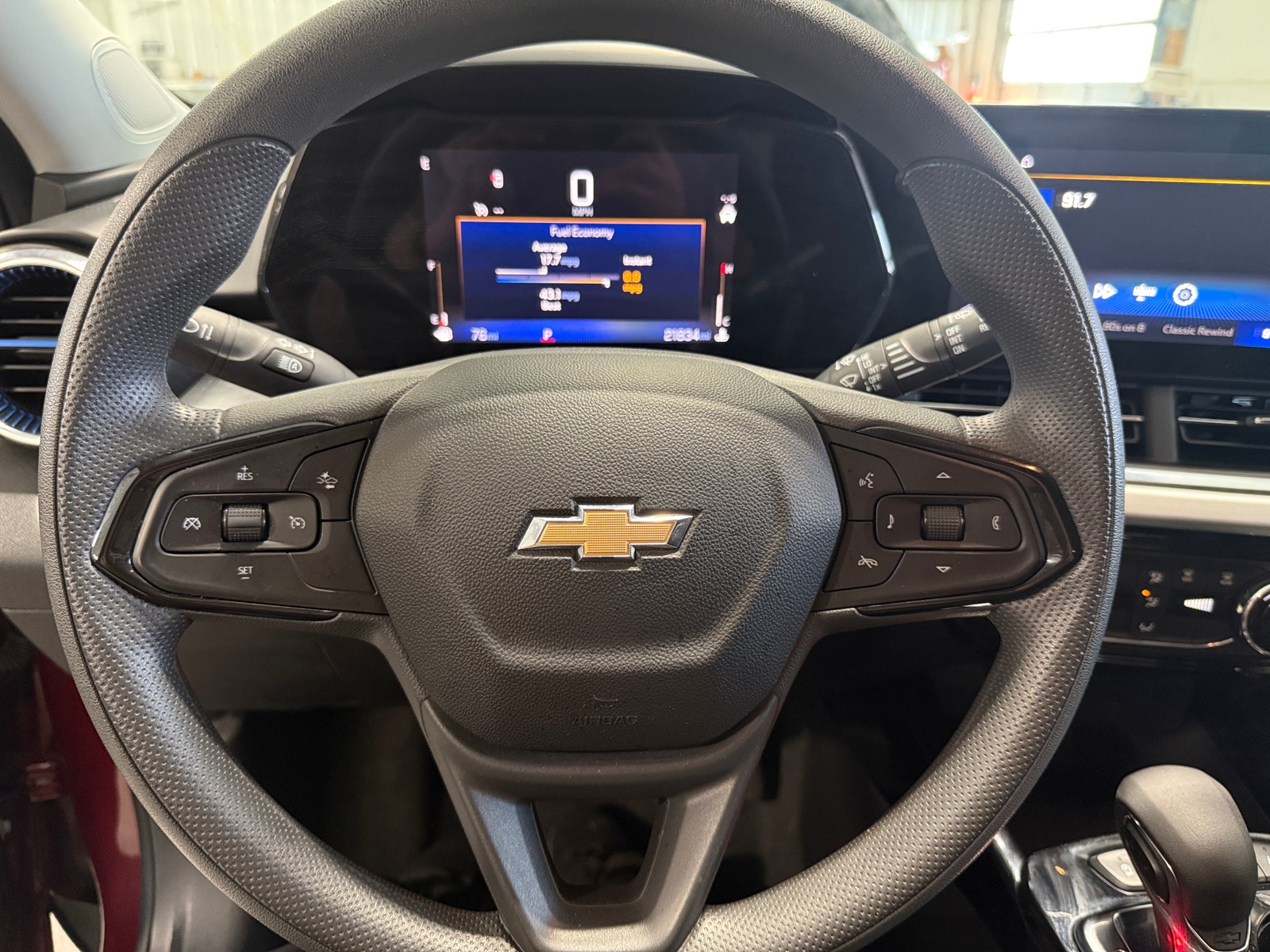 Thumbnail: 2025 Chevrolet Trax - 5