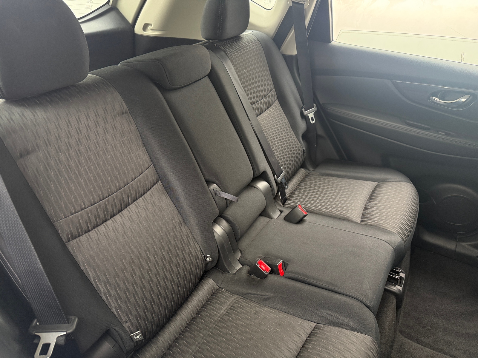 Thumbnail: 2017 Nissan Rogue - 5