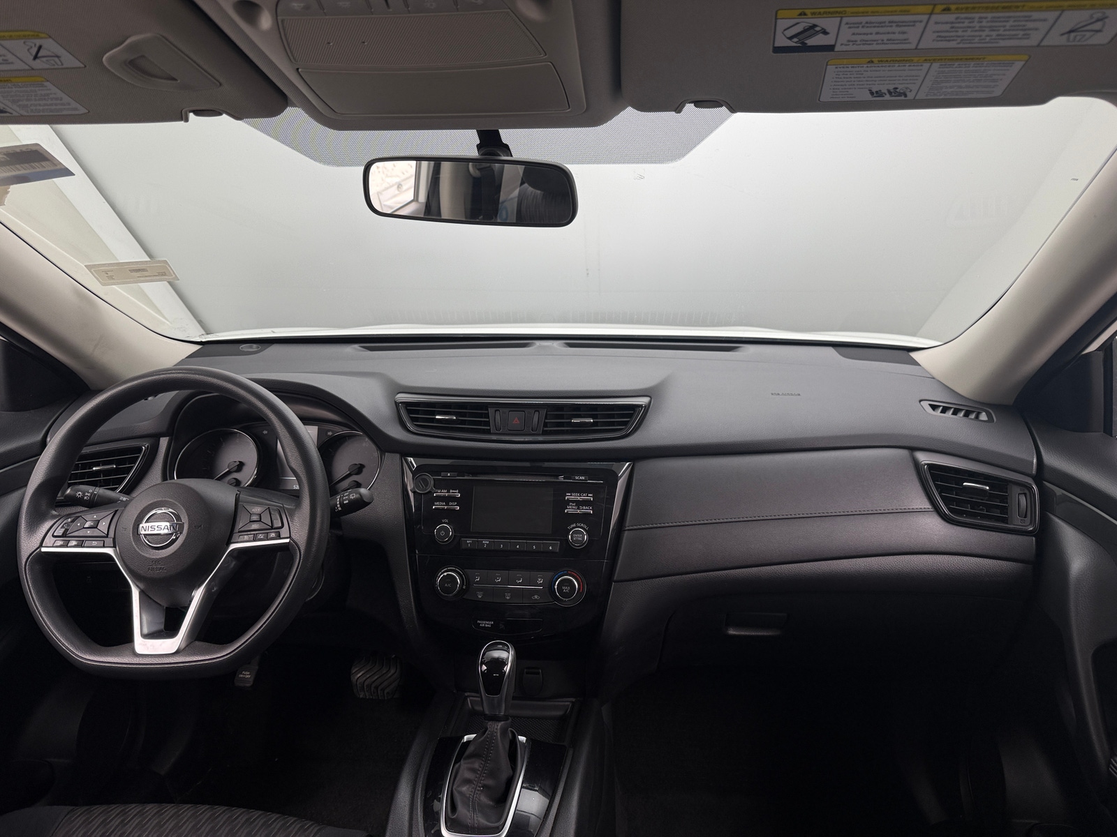 Thumbnail: 2017 Nissan Rogue - 3