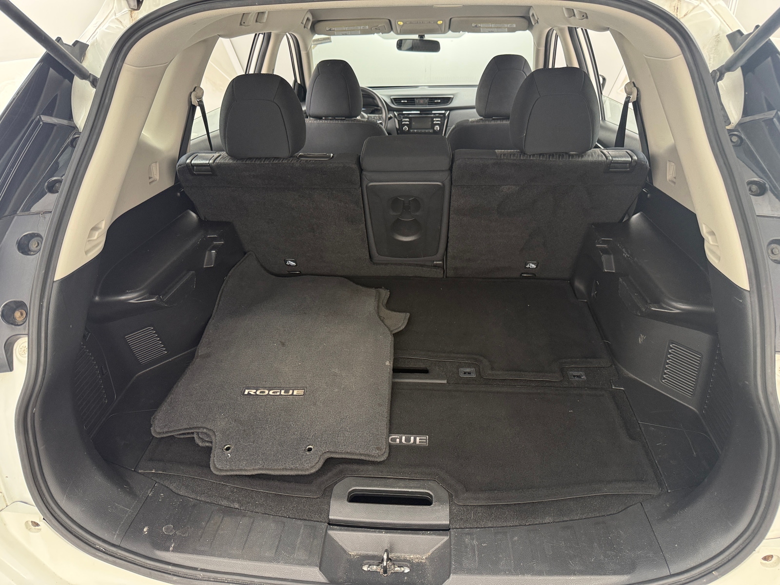 Thumbnail: 2017 Nissan Rogue - 6