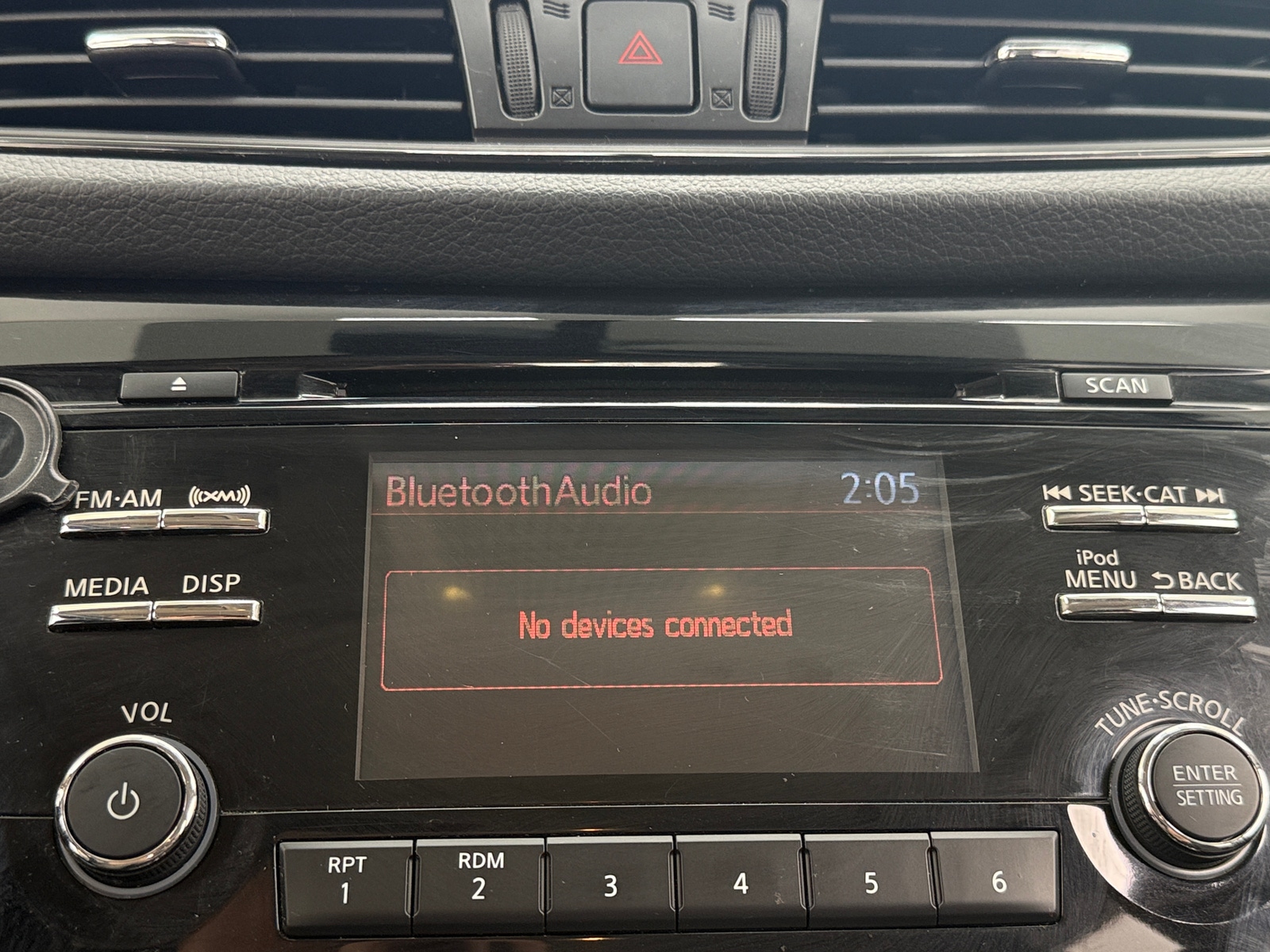 Thumbnail: 2017 Nissan Rogue - 4