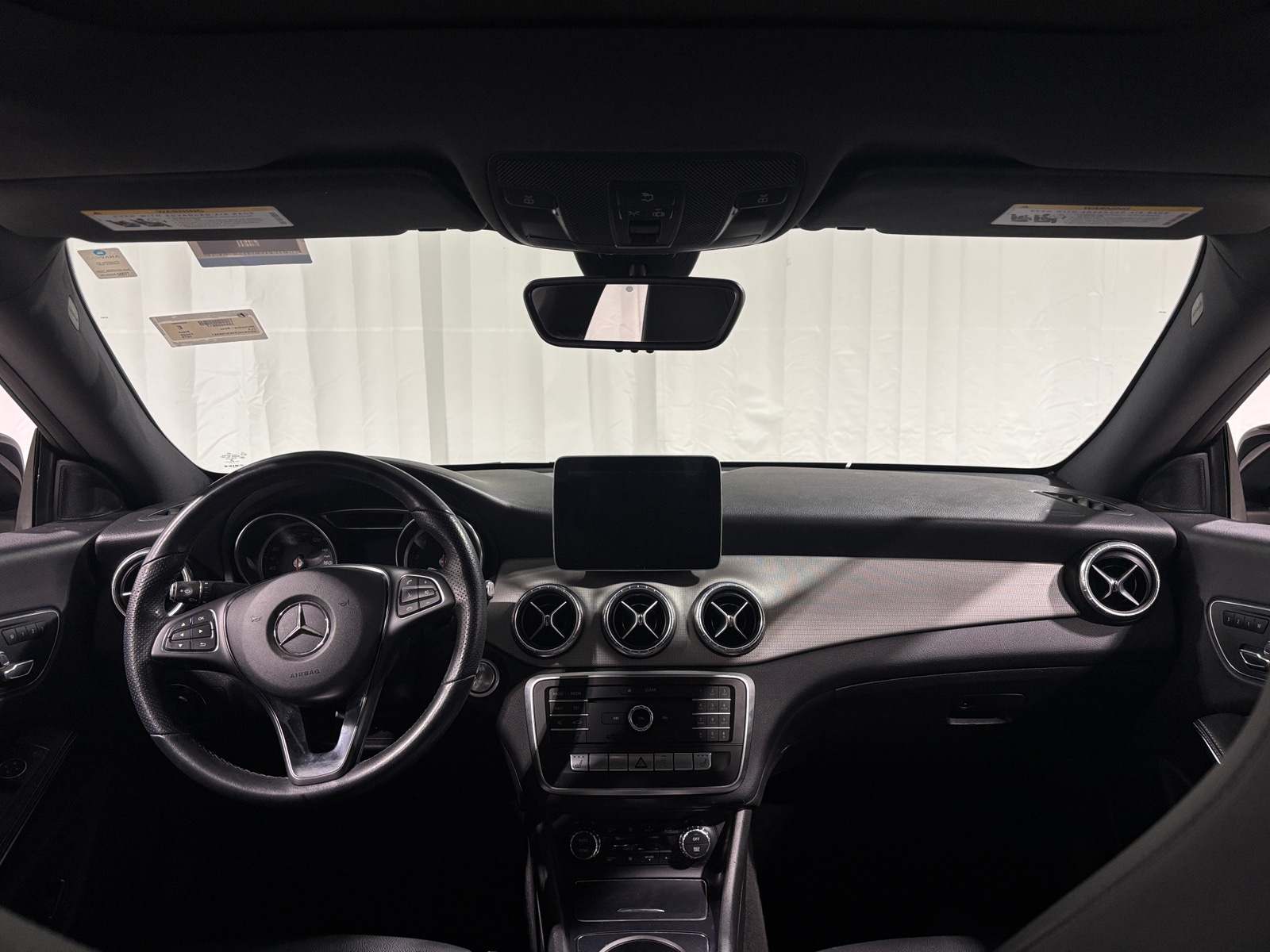 Thumbnail: 2019 Mercedes-Benz CLA - 2