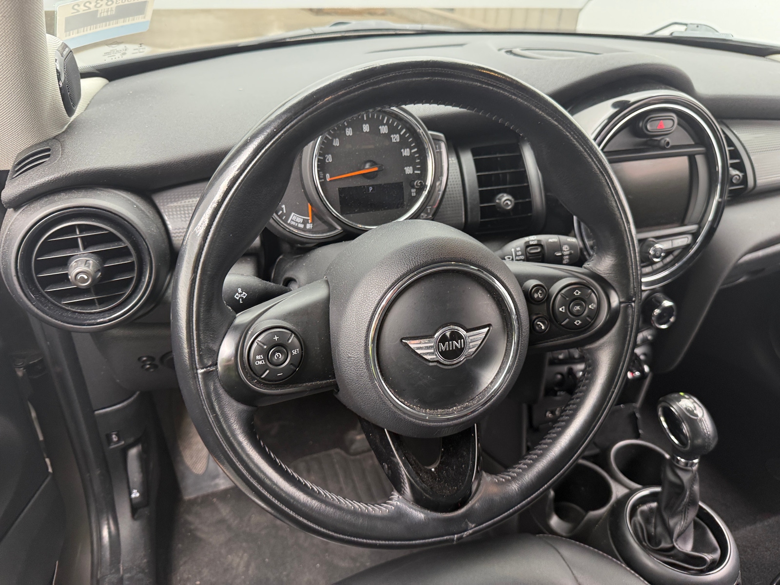 Thumbnail: 2018 MINI Cooper Hardtop - 4