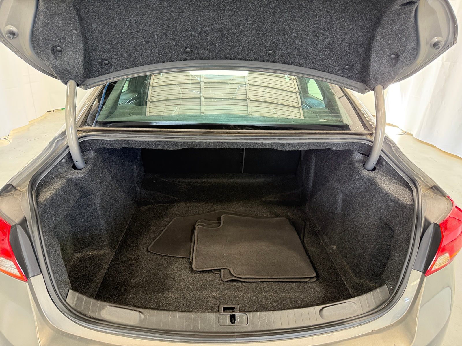 Thumbnail: 2019 Chevrolet Impala - 6