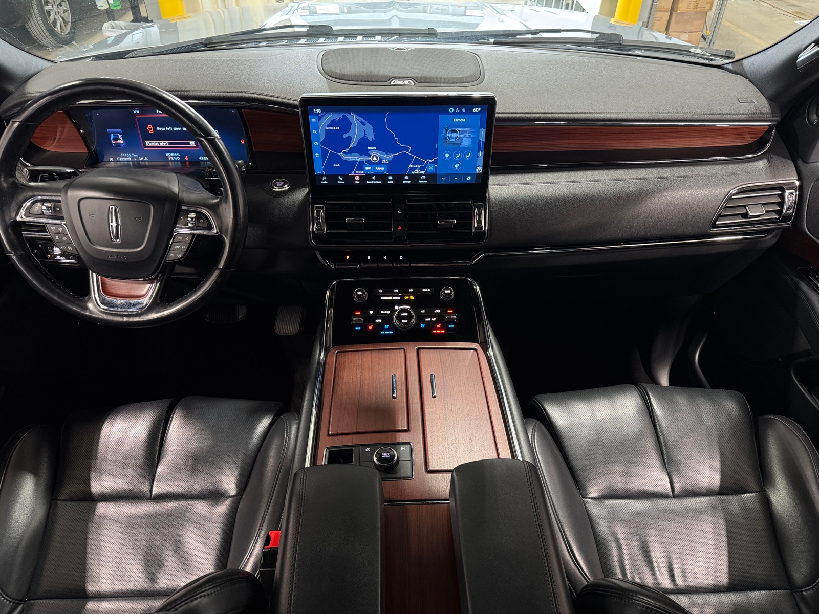 Thumbnail: 2022 Lincoln Navigator - 2