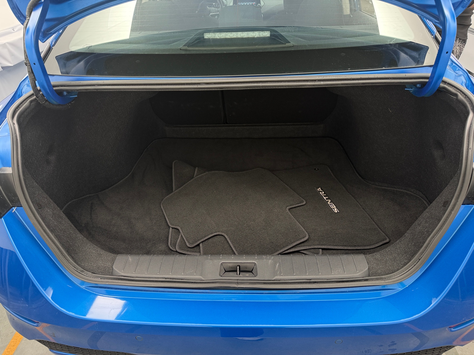 Thumbnail: 2025 Nissan Sentra - 7