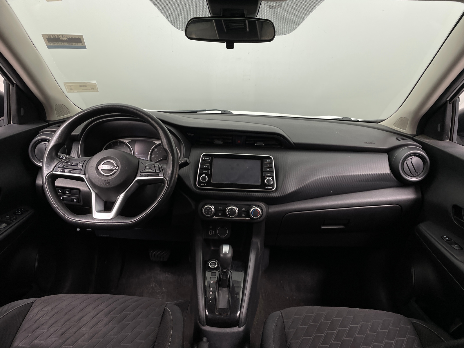 Thumbnail: 2022 Nissan Kicks - 3