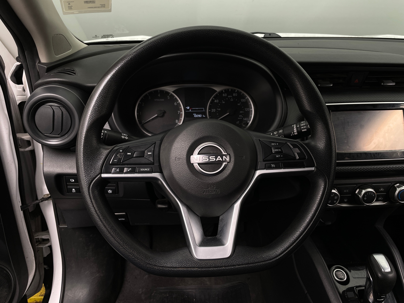 Thumbnail: 2022 Nissan Kicks - 5