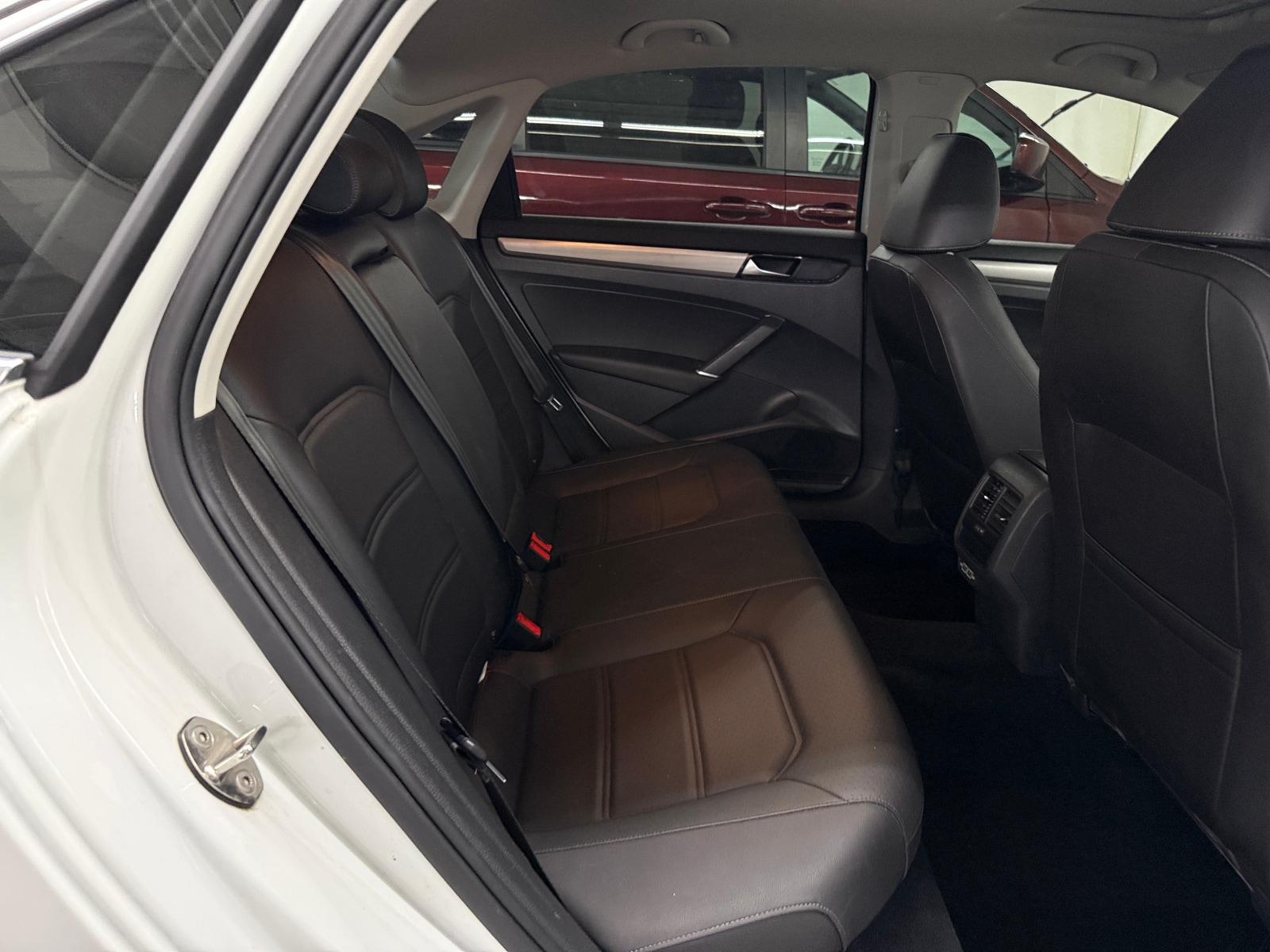 Thumbnail: 2021 Volkswagen Passat - 5