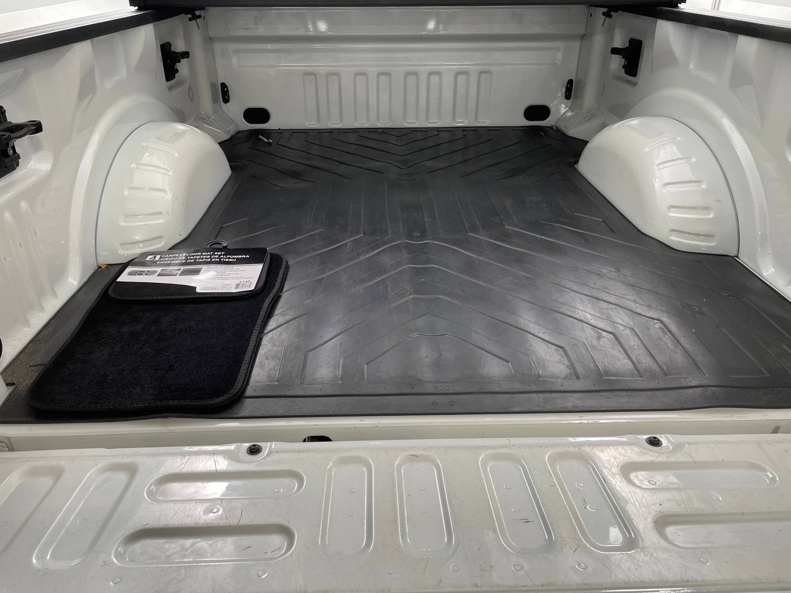 Thumbnail: 2022 Ford Econoline - 6