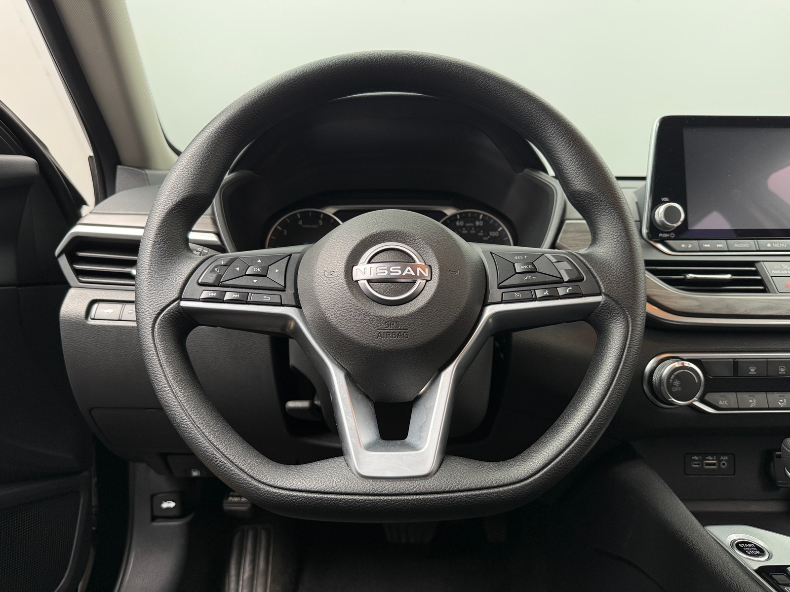 Thumbnail: 2025 Nissan Altima - 5