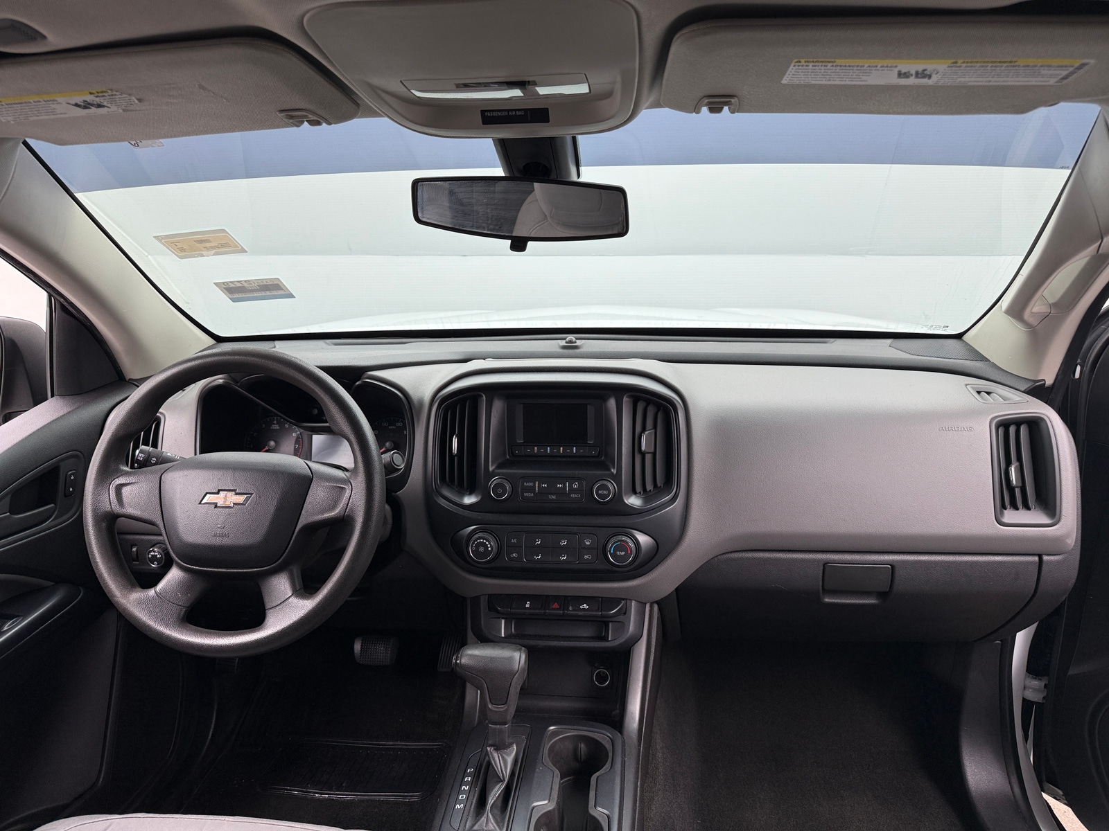 Thumbnail: 2015 Chevrolet Colorado - 3