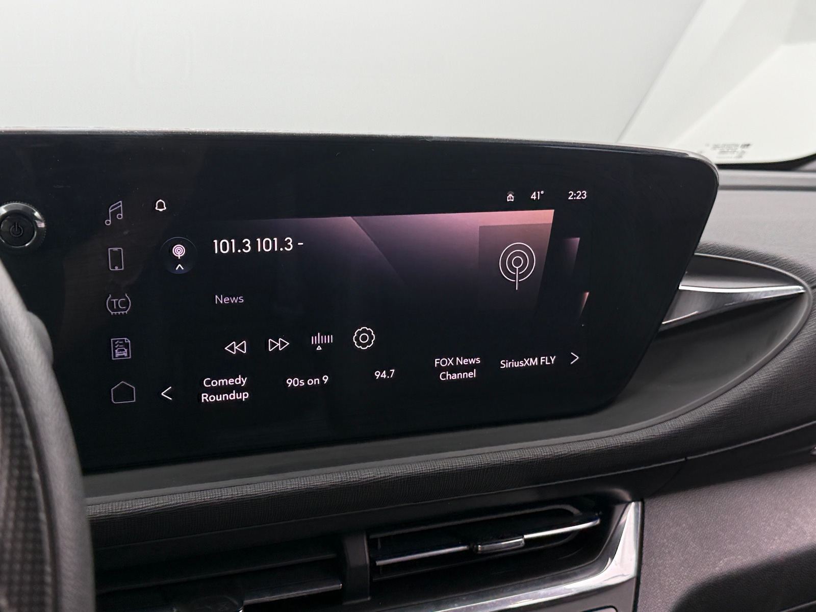 Thumbnail: 2025 Buick Envista - 3