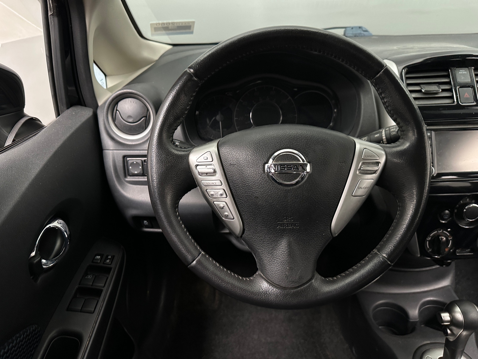 Thumbnail: 2016 Nissan Versa Note - 5