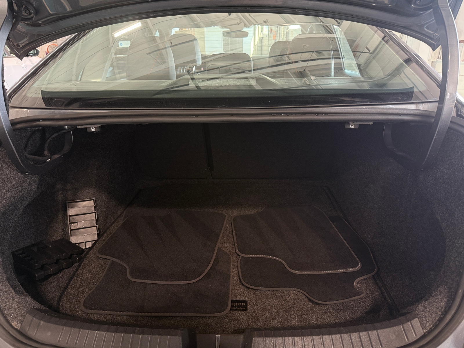 Thumbnail: 2019 Volkswagen Jetta - 6