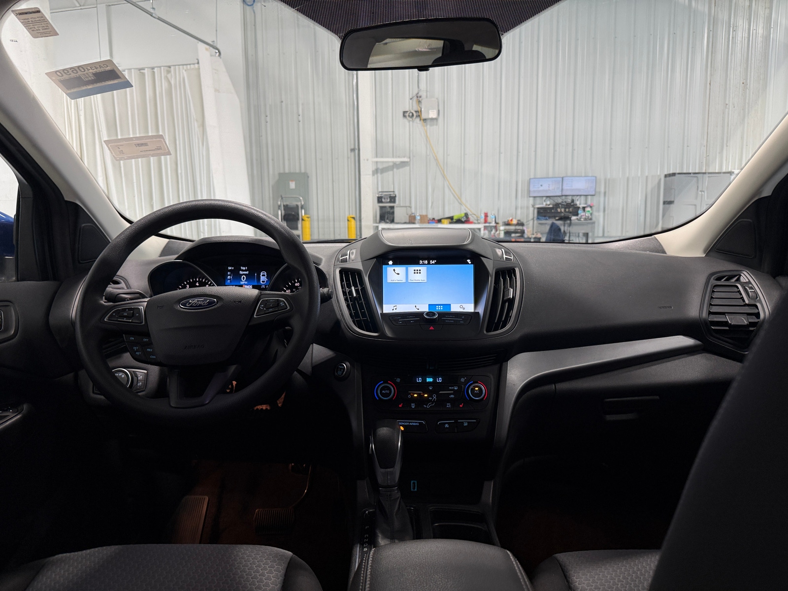 Thumbnail: 2019 Ford Escape - 3