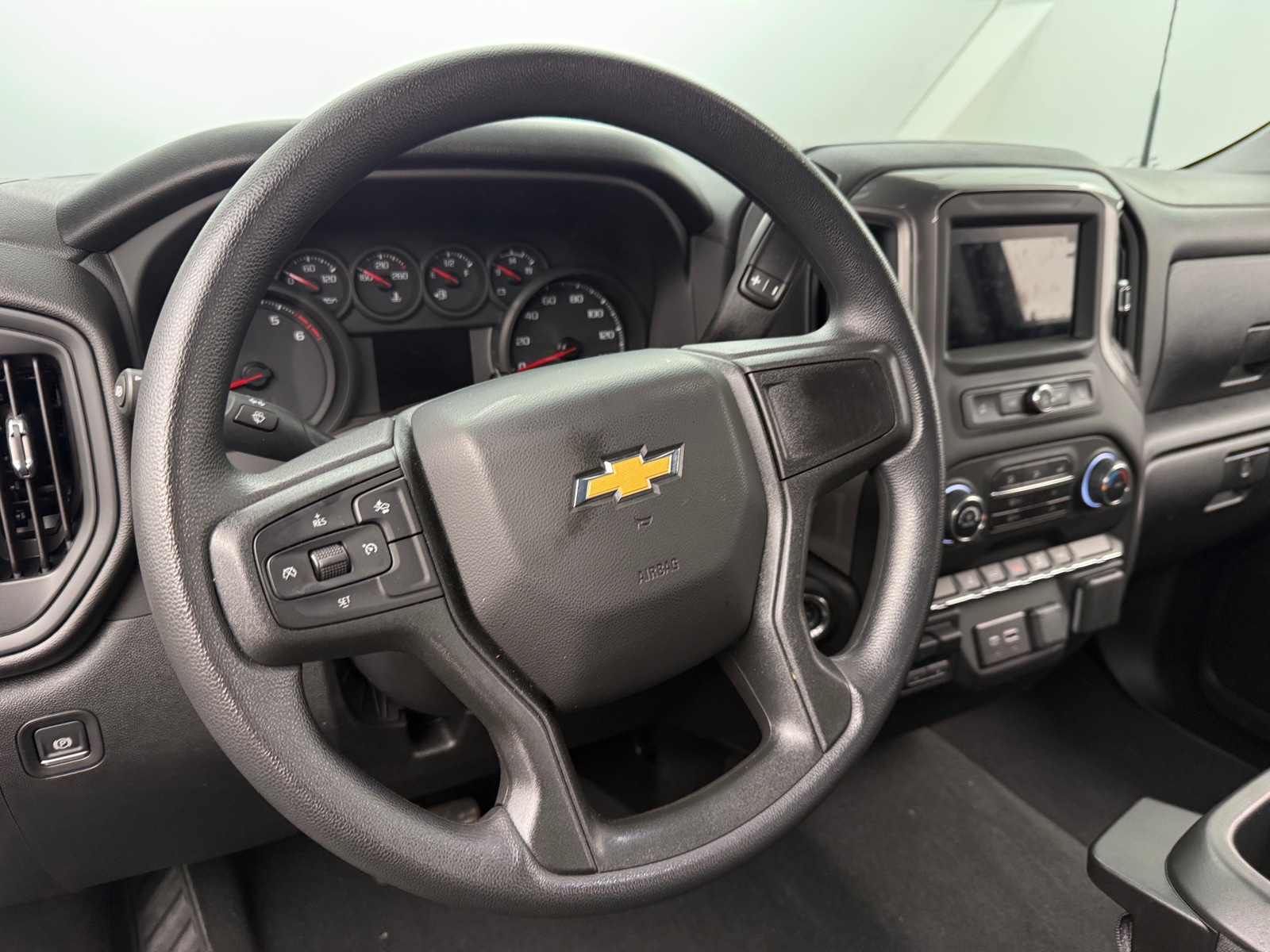Thumbnail: 2025 Chevrolet Silverado 2500 - 5