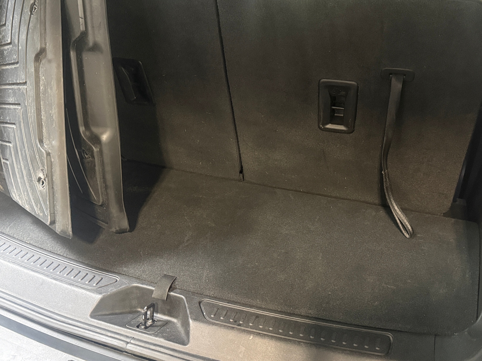 Thumbnail: 2023 GMC Acadia - 6