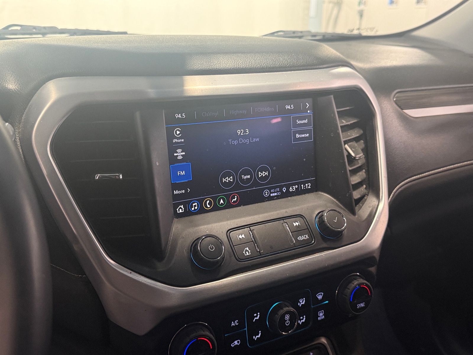 Thumbnail: 2023 GMC Acadia - 3