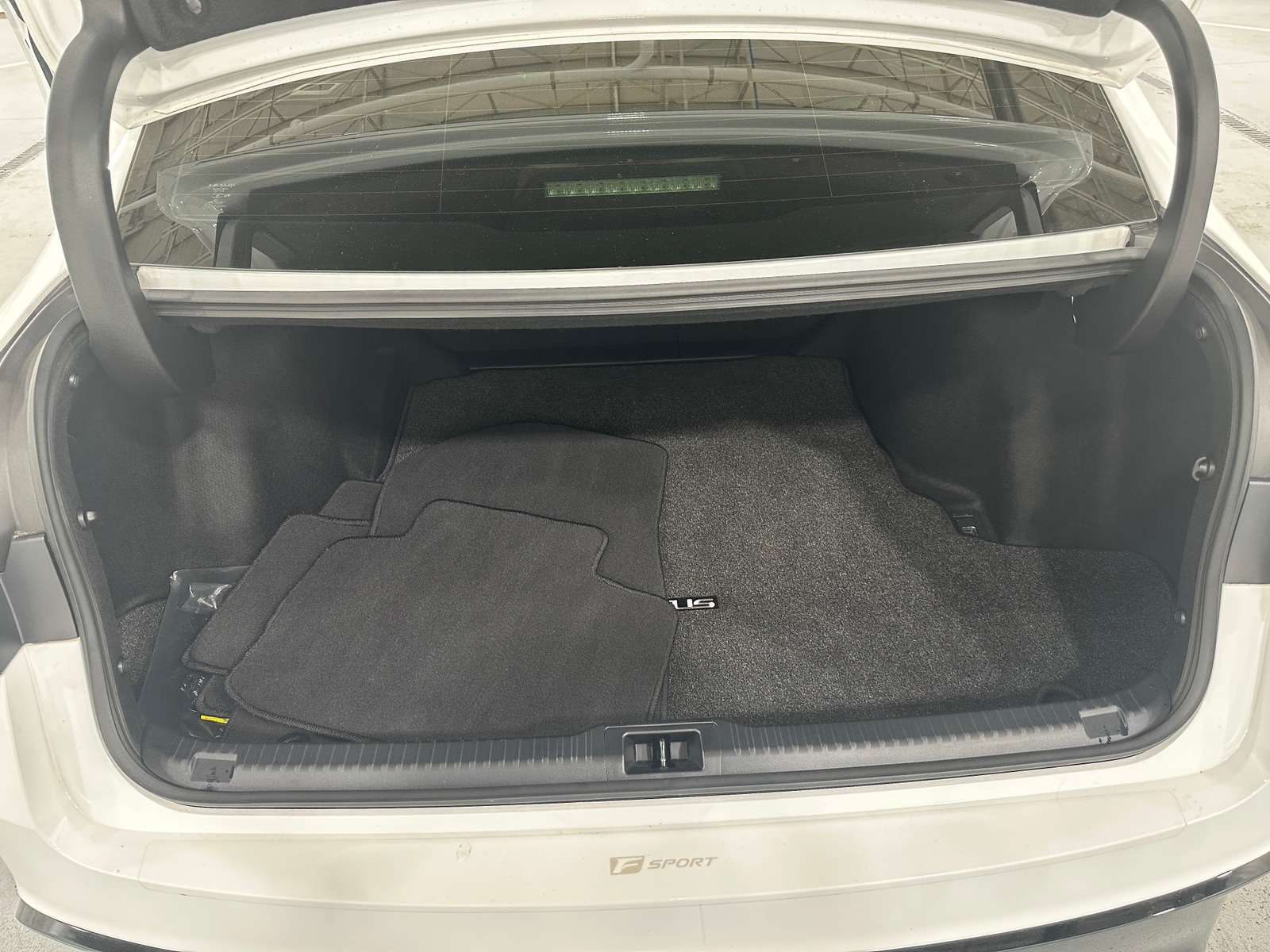 Thumbnail: 2023 Lexus IS - 6