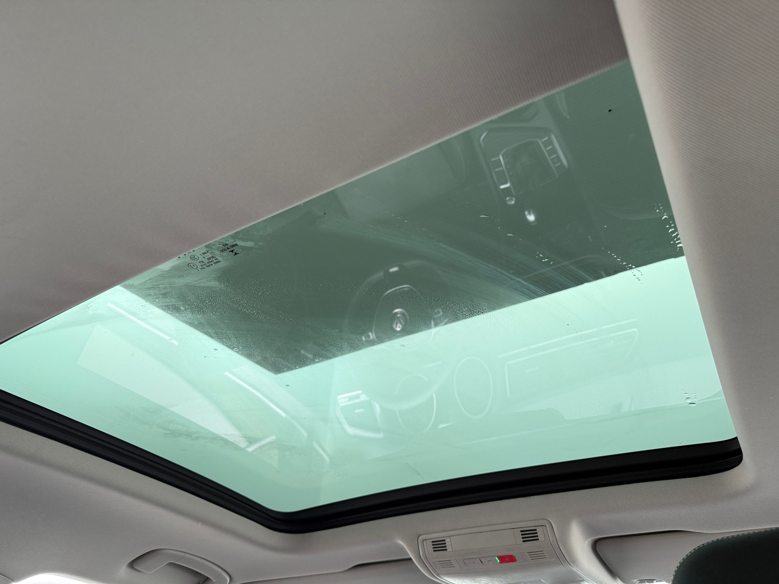 Thumbnail: 2021 Volkswagen Tiguan - 2