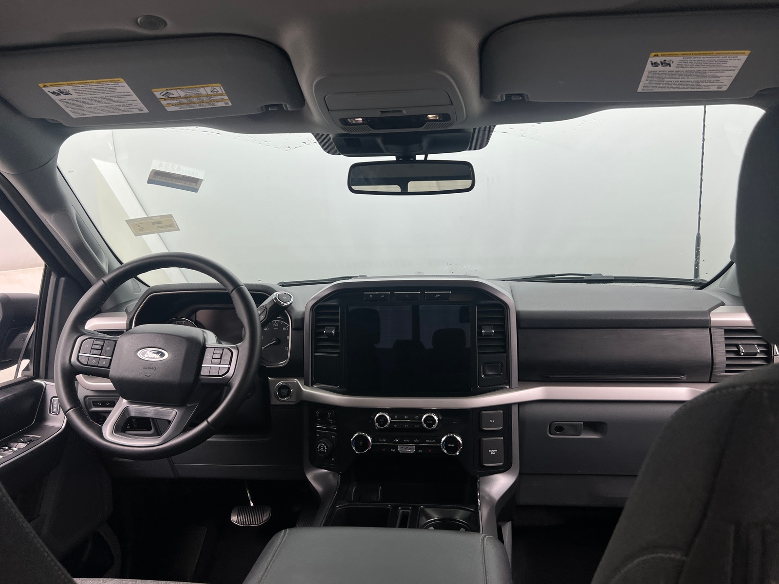 Thumbnail: 2023 Ford Econoline - 3