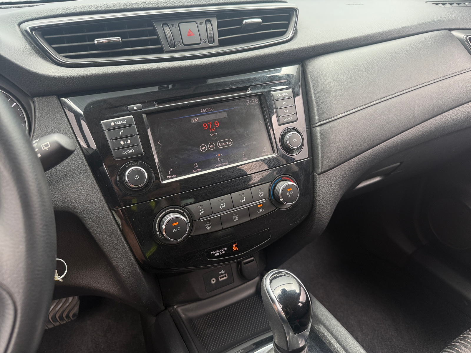 Thumbnail: 2020 Nissan Rogue - 4