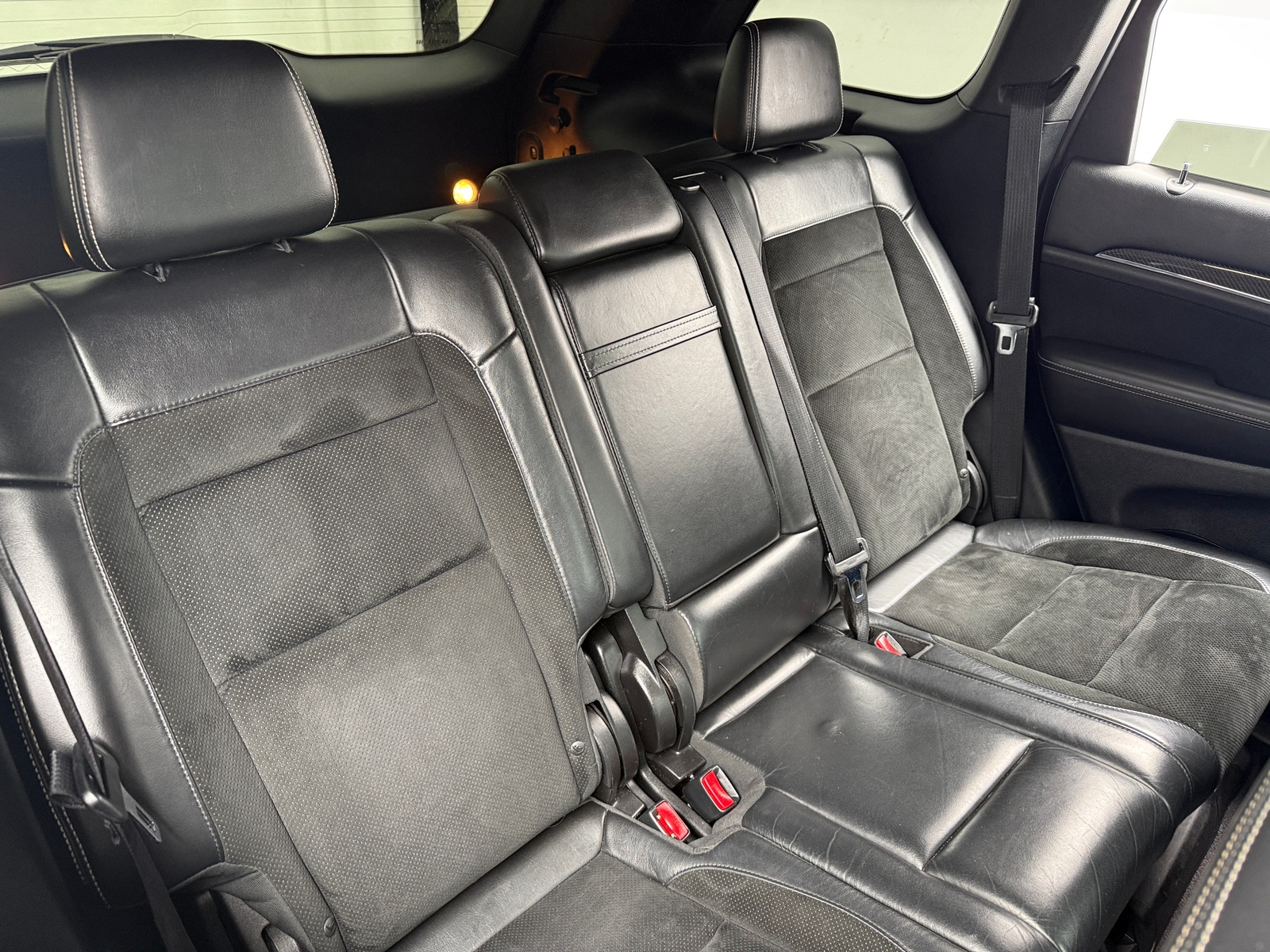 Thumbnail: 2017 Jeep Grand Cherokee - 5